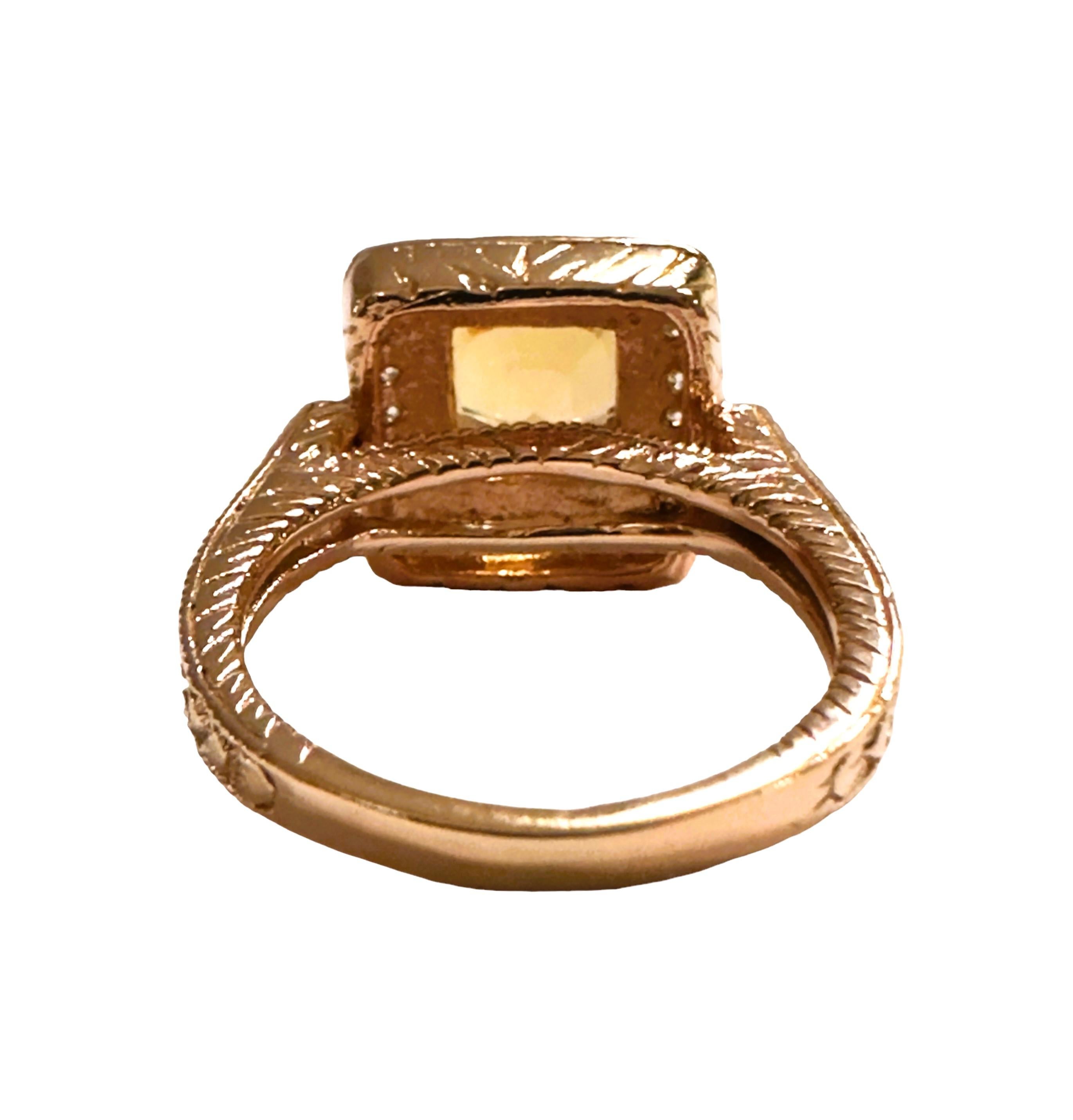 Neu Afrikanischer IF 4,5 Karat Champagner Morganit Goldplattierter Sterling Ring (Antiker Kissenschliff) im Angebot