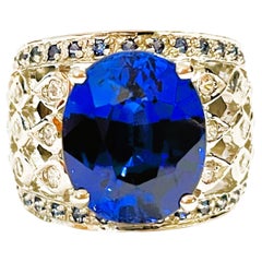 New African IF 8.7 Ct Kashmir Blue & White Sapphire Sterling Ring