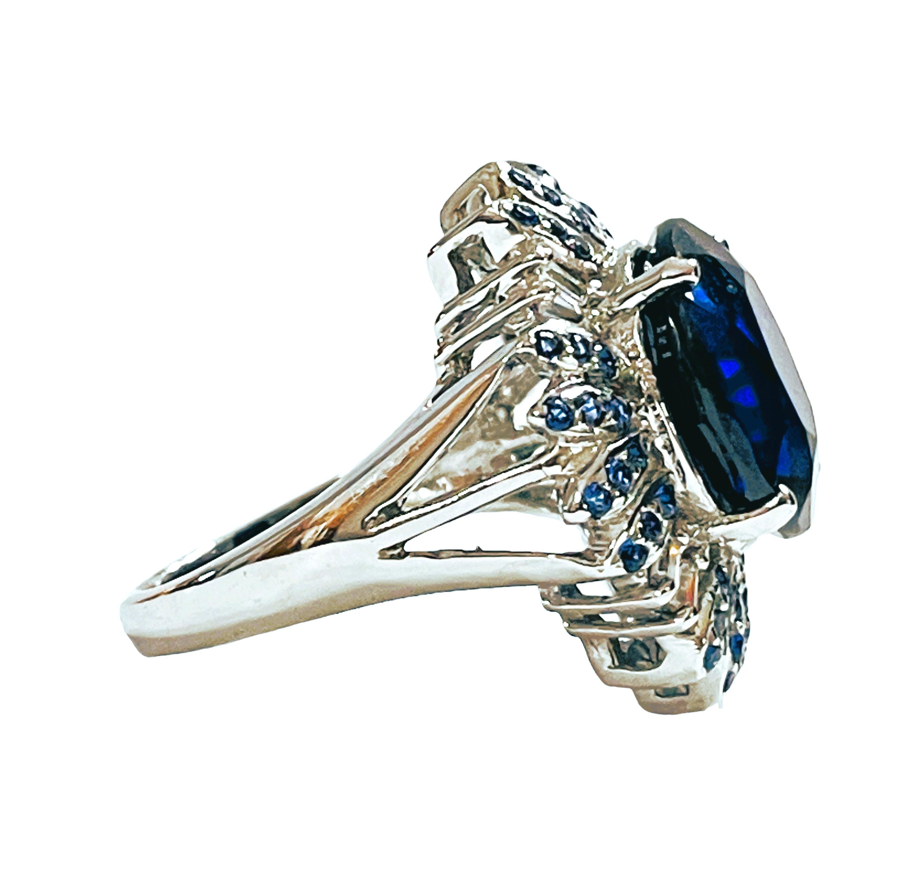 New African IF 9 Carat Kashmir Blue, Royal Blue and White Sapphire Sterling Ring In New Condition In Eagan, MN
