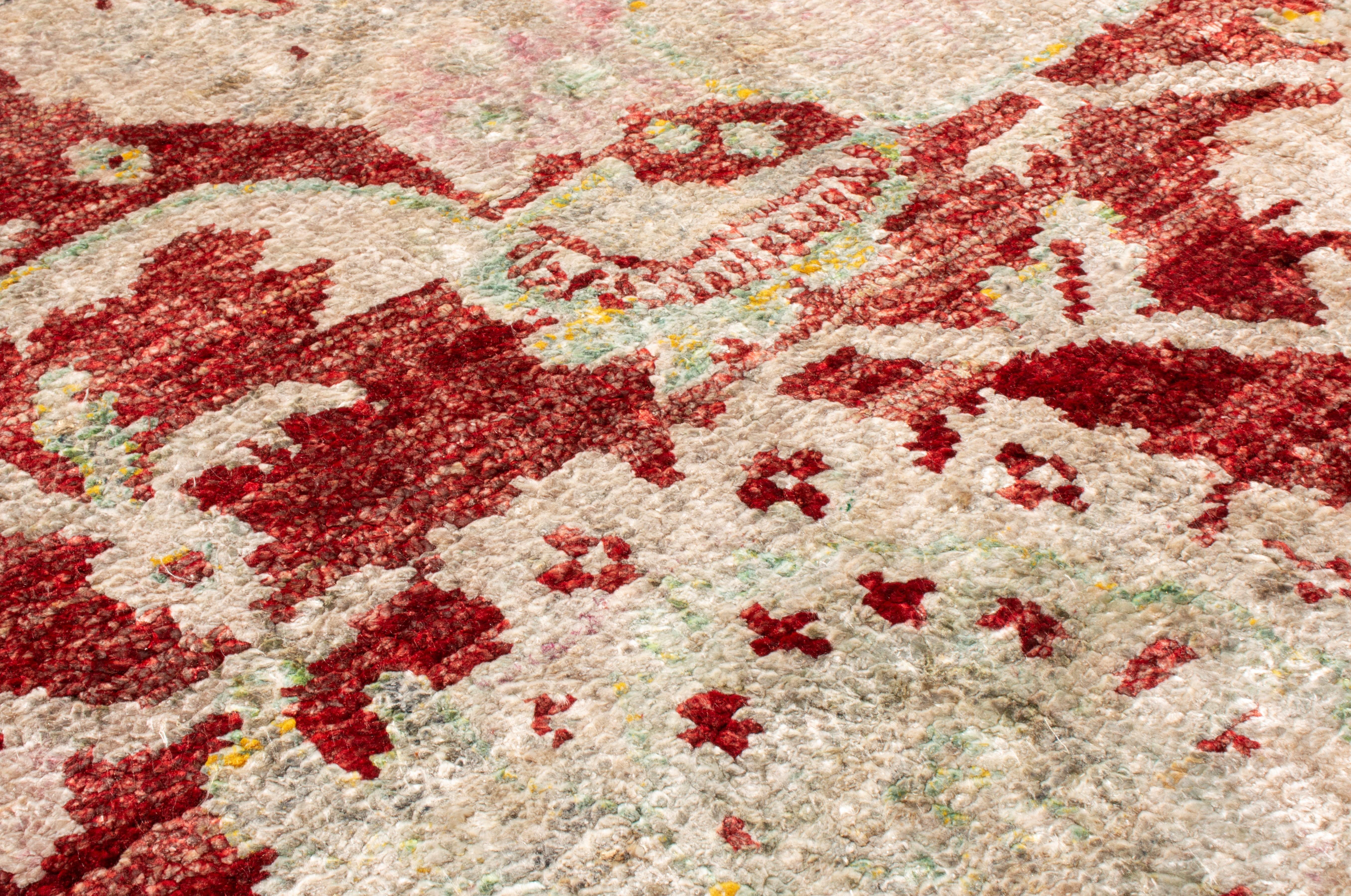 Rug & Kilim's New Agra Transitional Red and Ivory Silk Rug In New Condition For Sale In Long Island City, NY