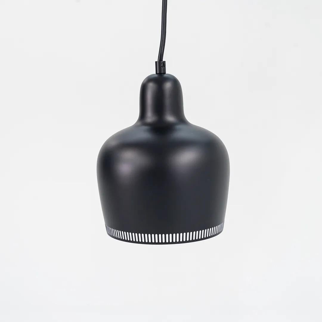 New Aino & Alvar Aalto for Artek Golden Bell Pendant Light in Black, Model A330s For Sale 5
