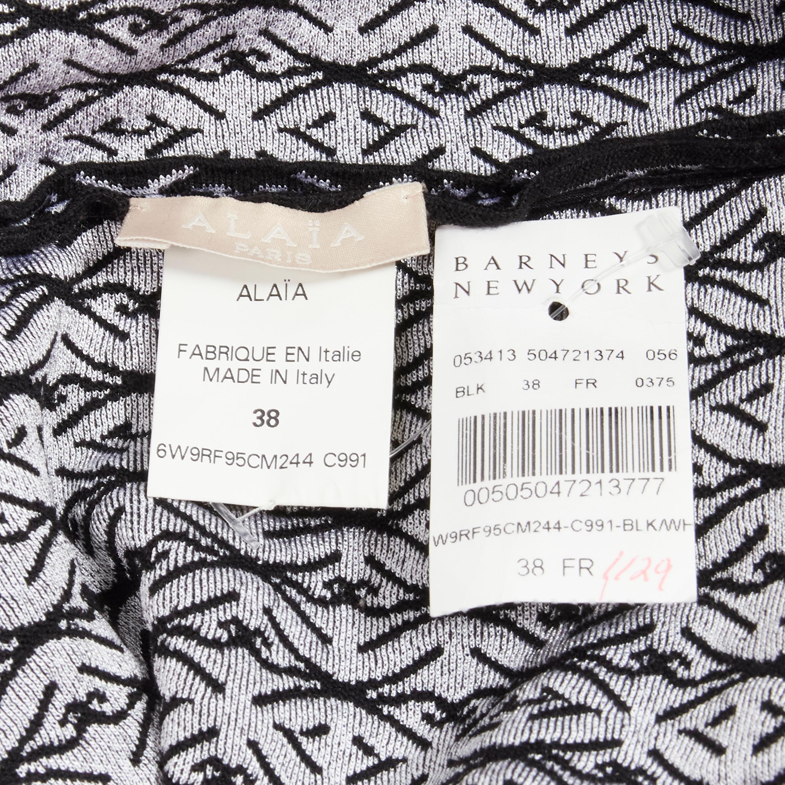 new ALAIA black white wool jacquard square neck flared hem cocktail dress FR38 M For Sale 4