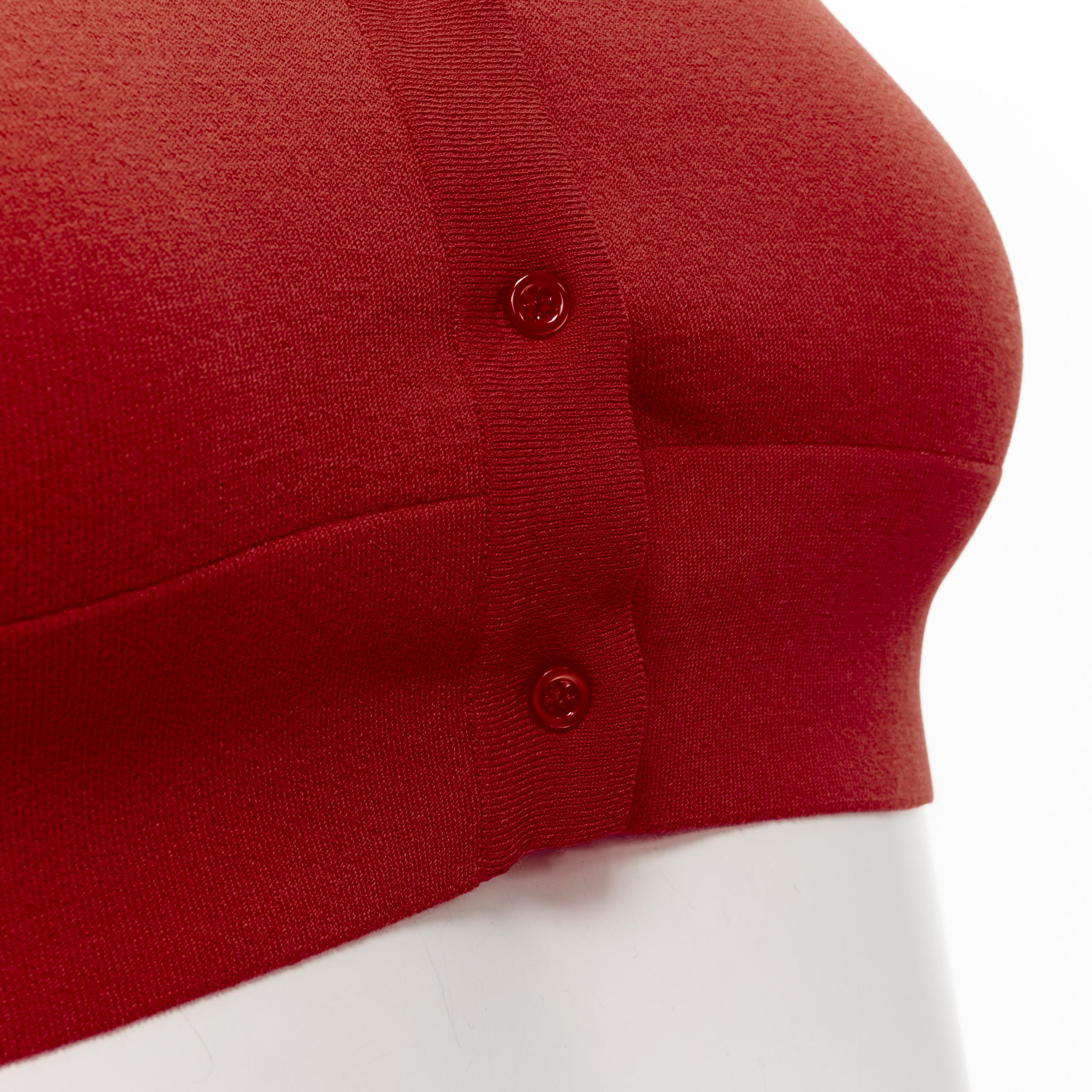Cardigan en maille stretch à boutons rouge écarlate ALAIA Signature FR38 S, neuf en vente 3