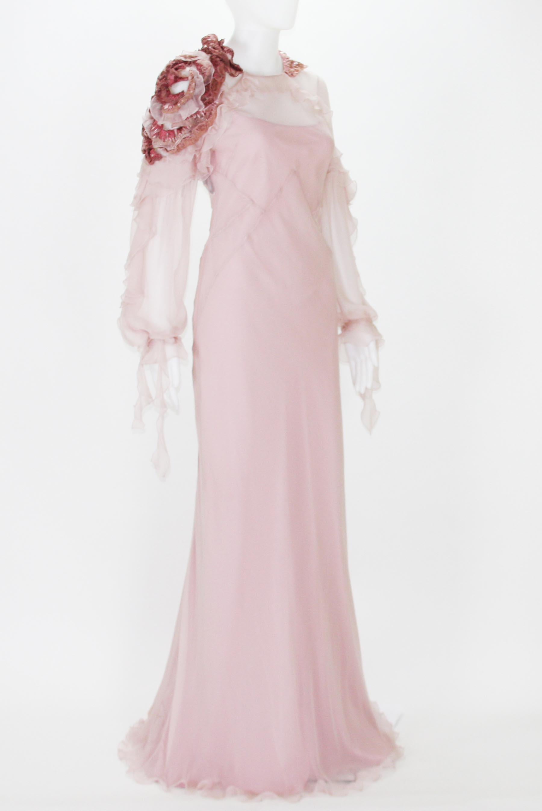 Alberta Ferretti - Robe de mariée rose en soie, défilé A/H 2017, avec application, taille 40, état neuf Neuf - En vente à Montgomery, TX