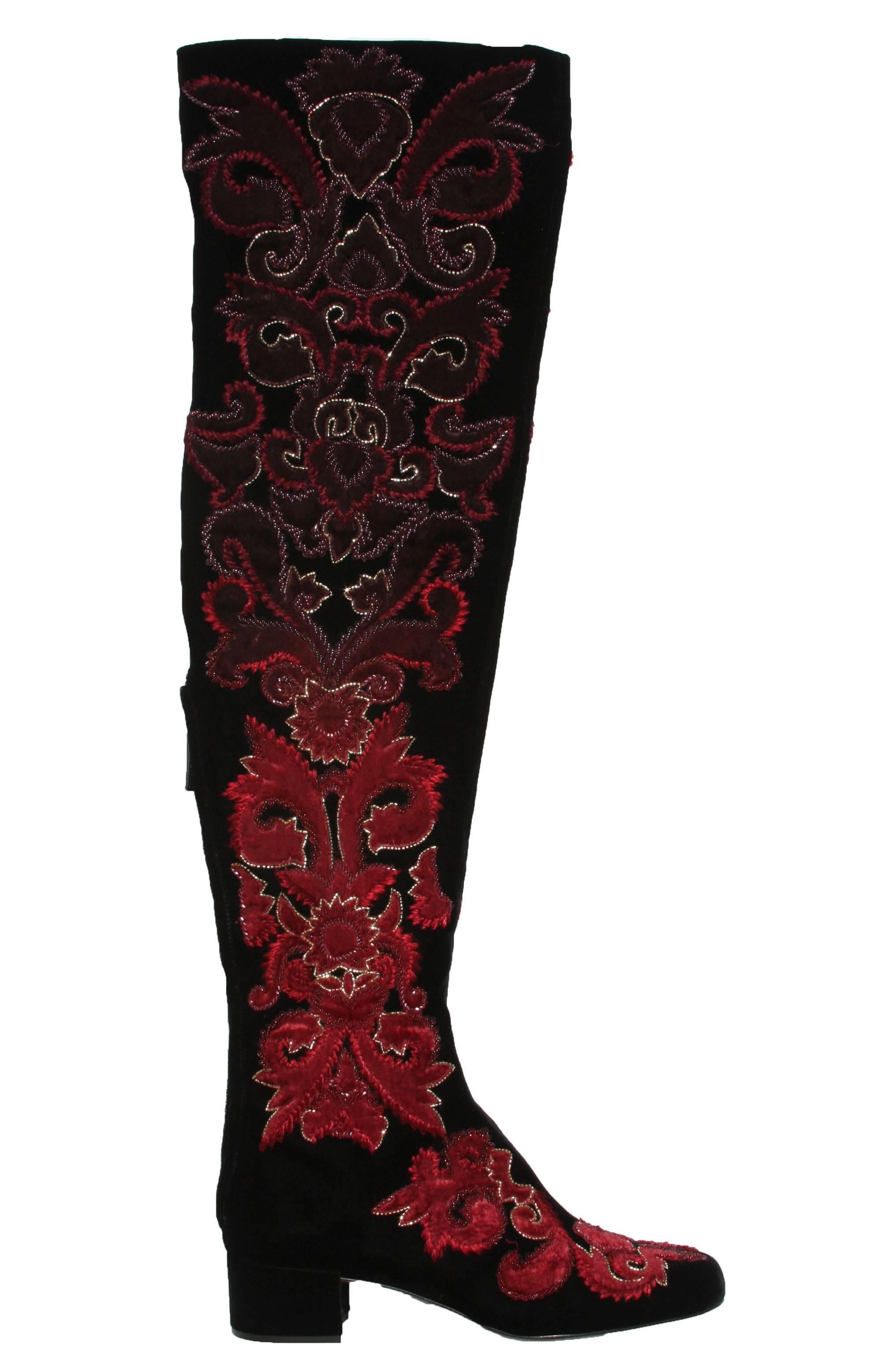 New Alberta Ferretti Runway Beaded Embroidered Thigh High Boots
Designer size 39 - US 9
Exquisite and Rich Beaded and Embroidered Thigh High Velvet with Burgundy, Gold and Brown Colors of Application.
Partly Back Zip, Leather Lining, Leather