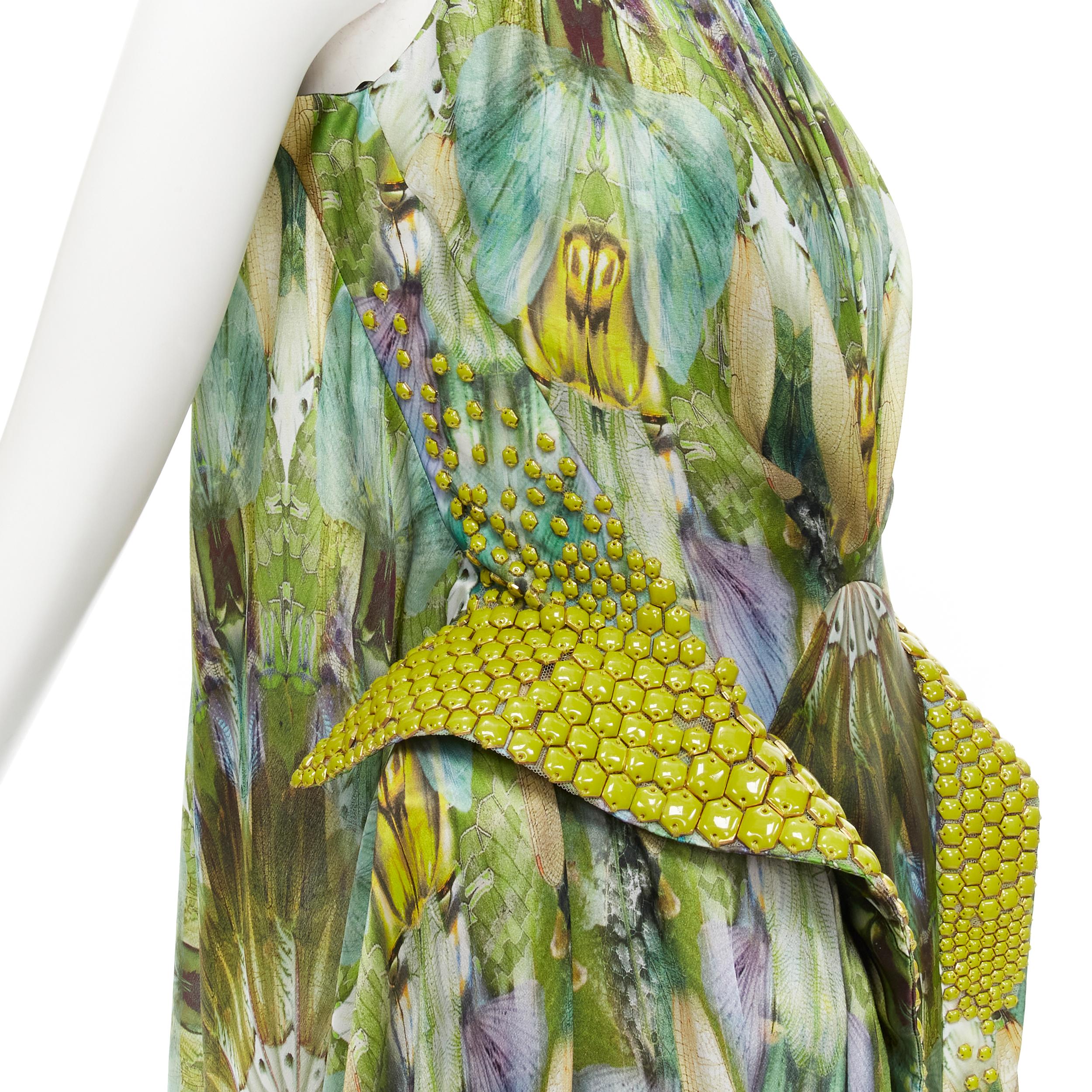 new ALEXANDER MCQUEEN 2010 Runway Platos Atlantis green embellished dress IT38 
Reference: TGAS/C00381 
Brand: Alexander McQueen 
Designer: Lee McQueen 
Collection: Spring Summer 2010 Platos Atlantis Runway 
Material: Silk 
Color: Green 
Pattern: