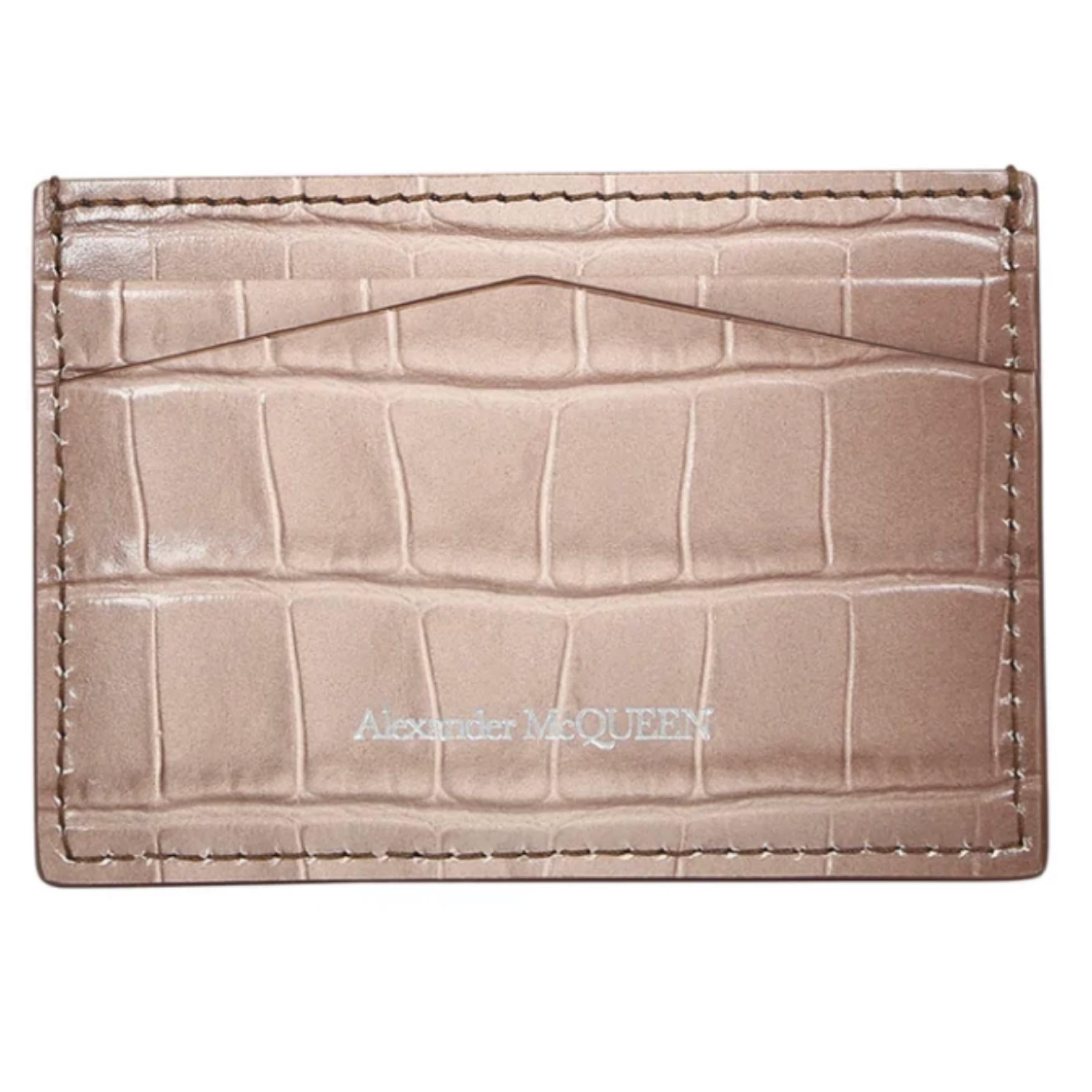 Women's or Men's New Alexander McQueen Beige Faded Crocodile Pattern Leather Card Holder Wallet For Sale