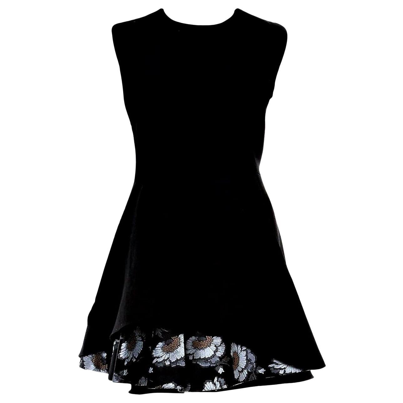 New Alexander McQueen F/W 2015 Wool Dress  $2425 Sz IT 40