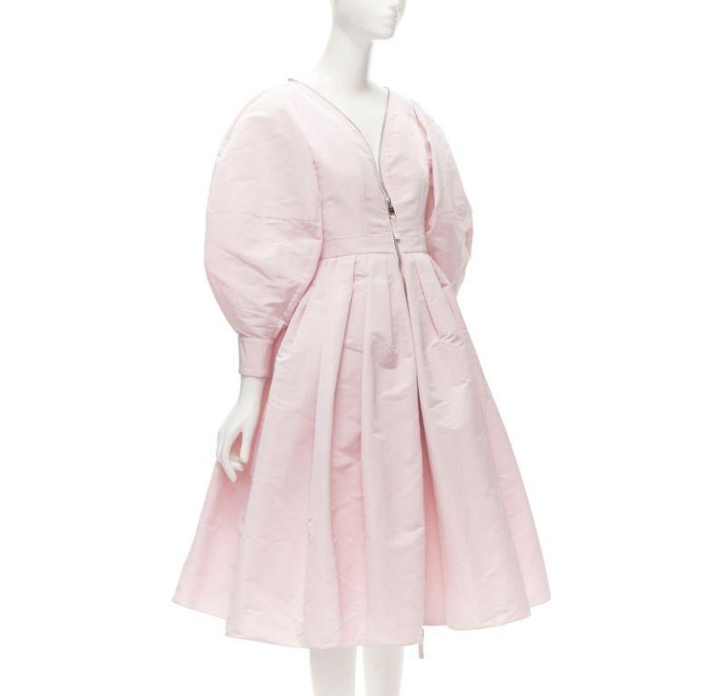 new ALEXANDER MCQUEEN faille light pink ballon sleeve technical dress IT38 XS In New Condition For Sale In Hong Kong, NT