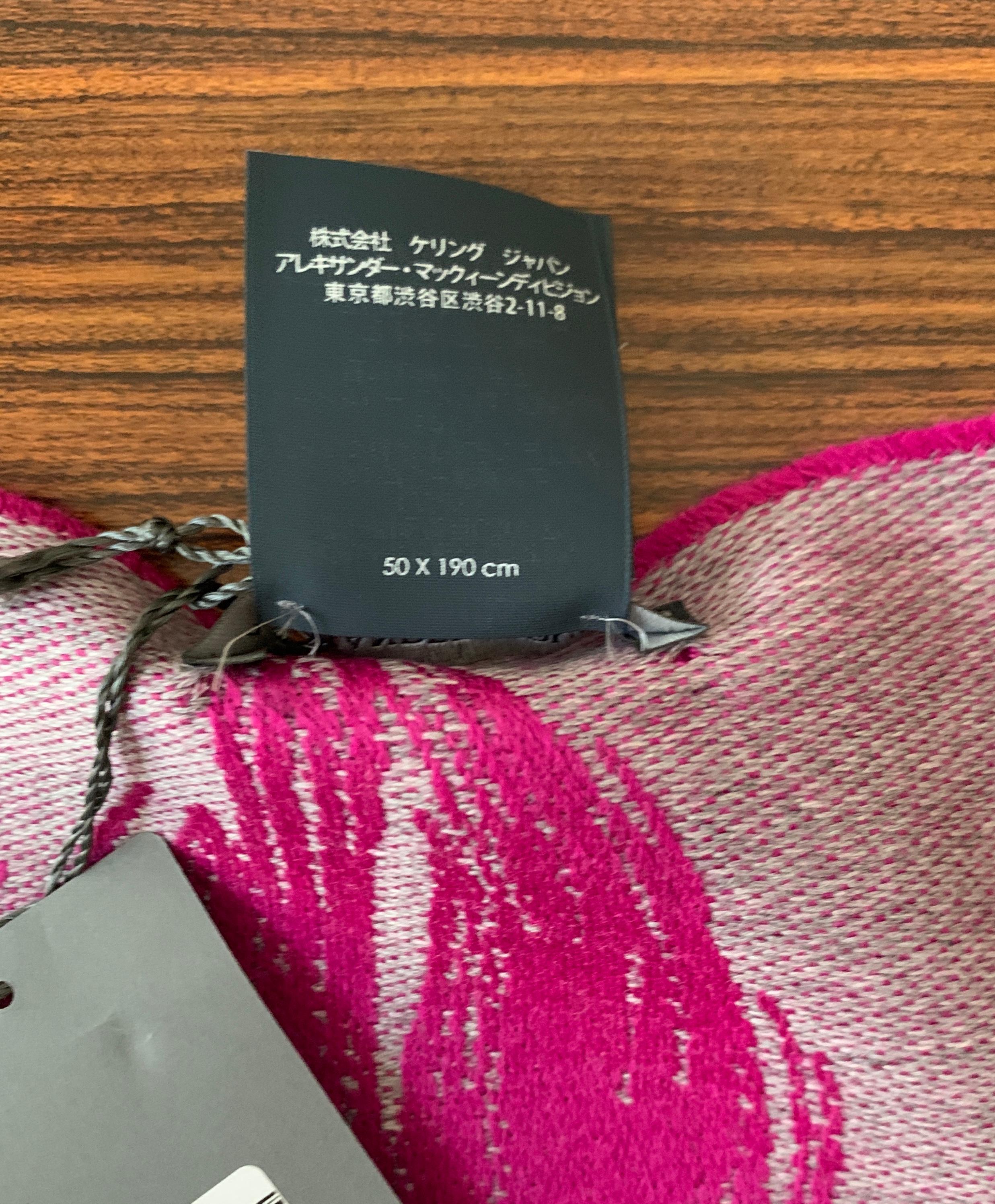 Purple New Alexander McQueen Feather and Skull Scarf in Fuchsia