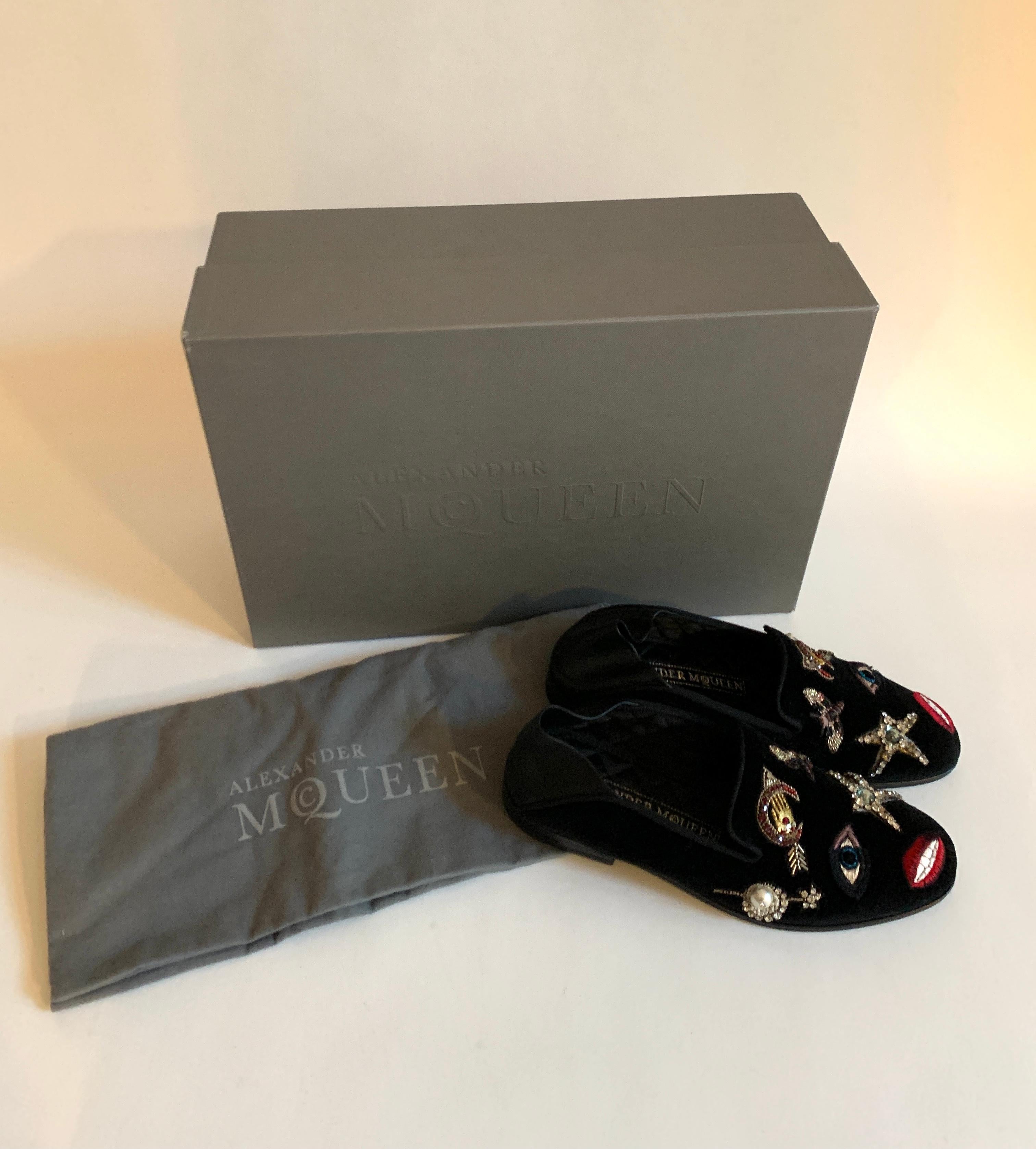 New Alexander Mcqueen Obsession Charm Velvet Loafers Smoking Slippers Flat Shoes 2