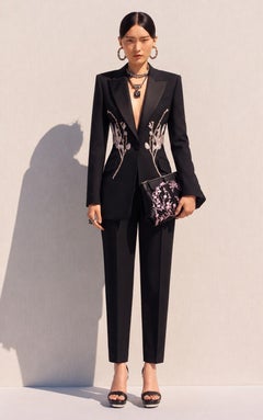 &New Alexander McQueen Resort 2020 Satin-Clutch, 2050 $, mit Etiketten