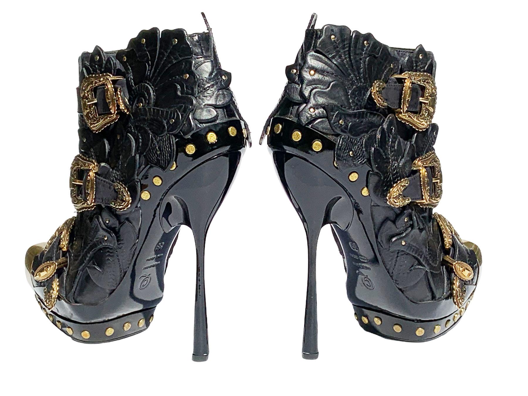 Nouveau Alexander McQueen S/S 2011 - Bottines cloutées embellies en 3D 38,5 - 8.5 en vente 1