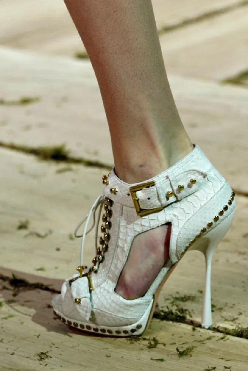 New Alexander McQueen S/S 2011 Oyster White Snake Studded Ankle Boots 38 - US 8 For Sale 1