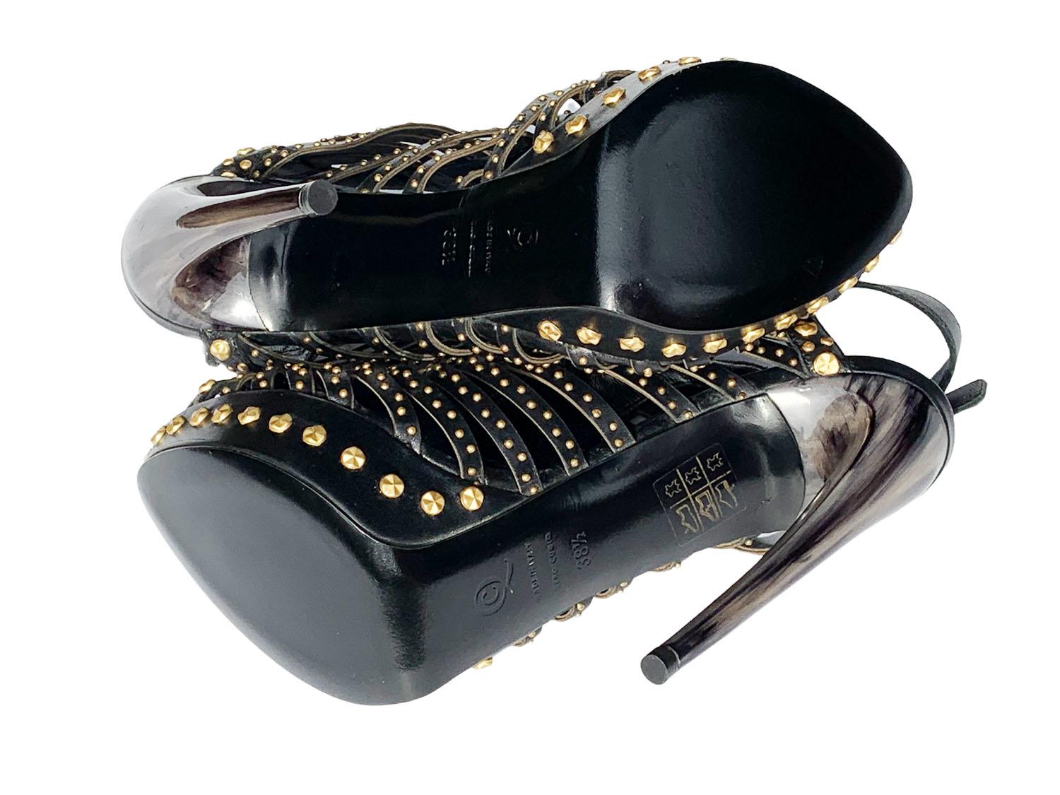 Nuevo Alexander McQueen S/S 2012 Sandalias de plataforma de tacón de cuerno con tachuelas de piel 38.5 en venta 4