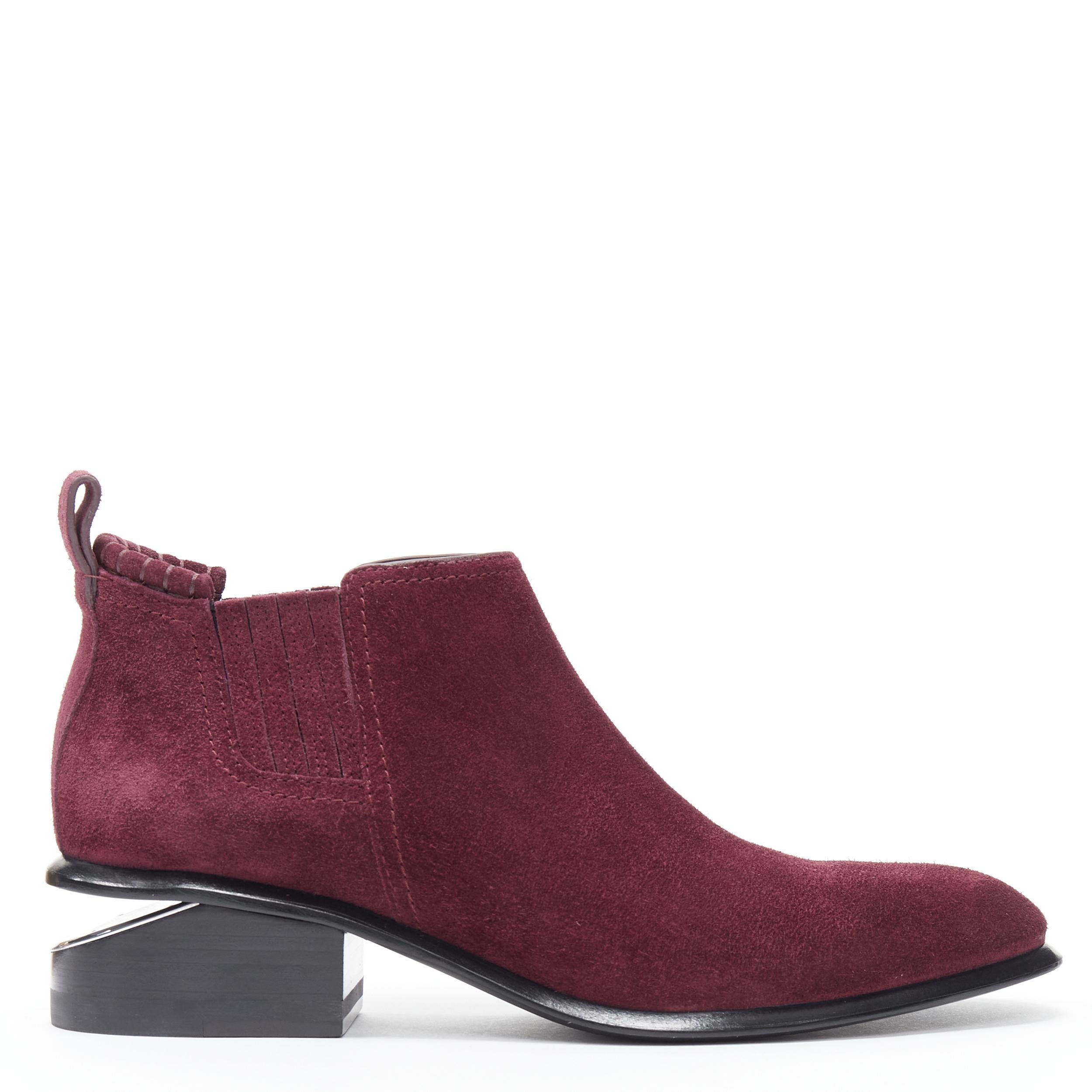 new ALEXANDER WANG Kori burgundy red suede cut out heel chelsea boot EU40 
Reference: TGAS/B01333 
Brand: Alexander Wang 
Designer: Alexander Wang 
Model: Kori burgundy suede 
Material: Suede 
Color: Burgundy 
Pattern: Solid 
Extra Detail: Kori