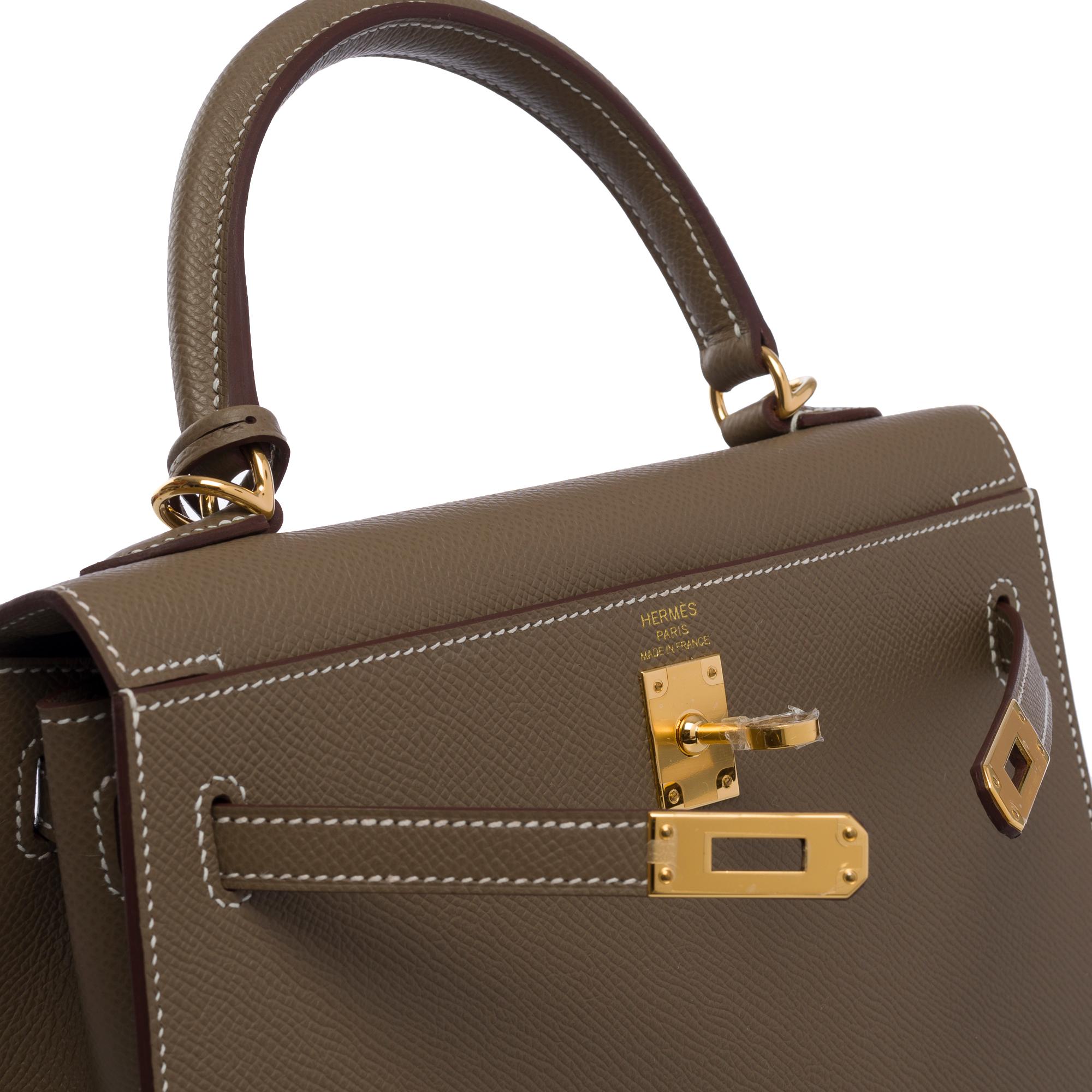 New Amazing Hermès Kelly 25 handbag strap in Etoupe epsom leather, GHW 1
