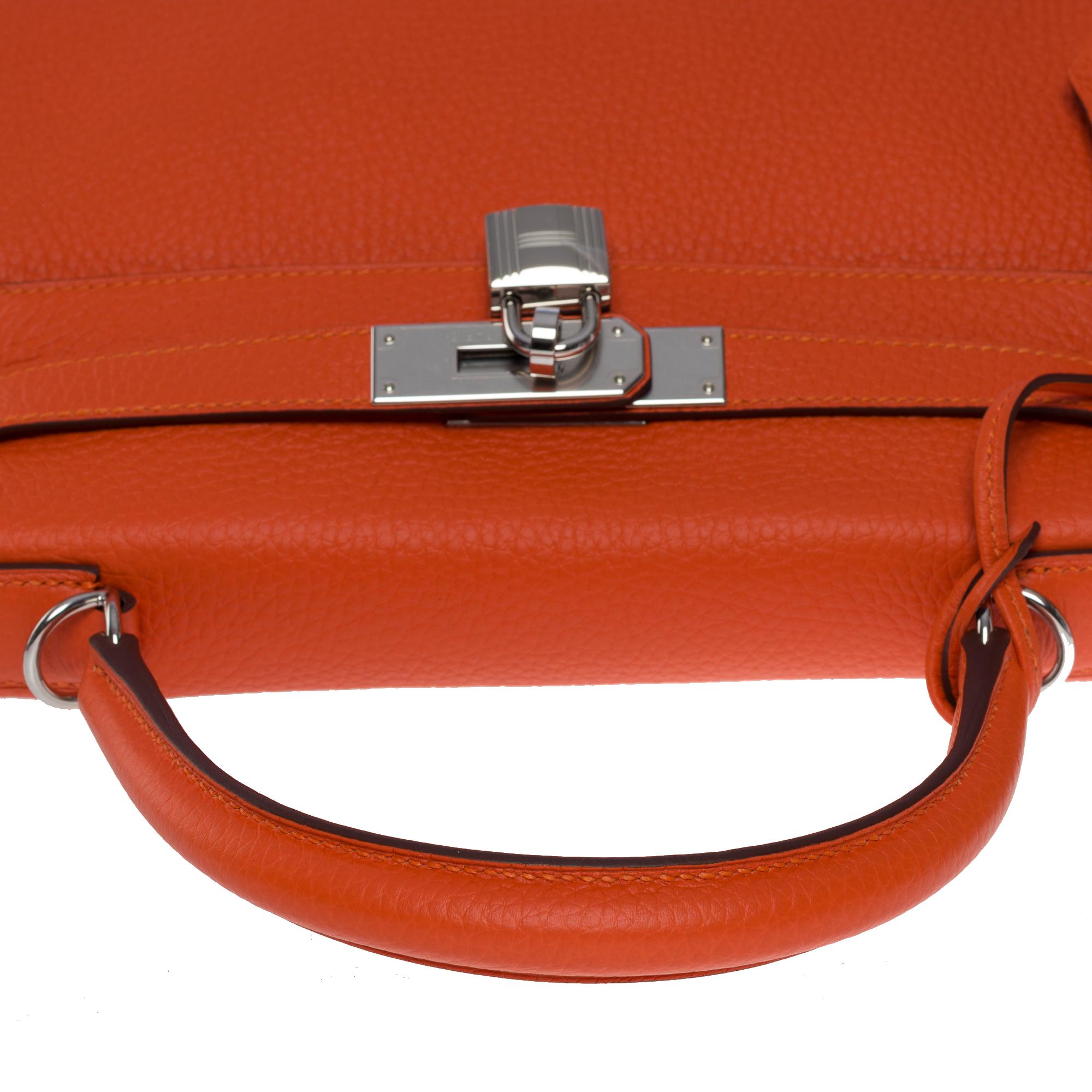 New Amazing Hermes Kelly 28 retourne handbag strap in Orange Feu leather, SHW For Sale 5