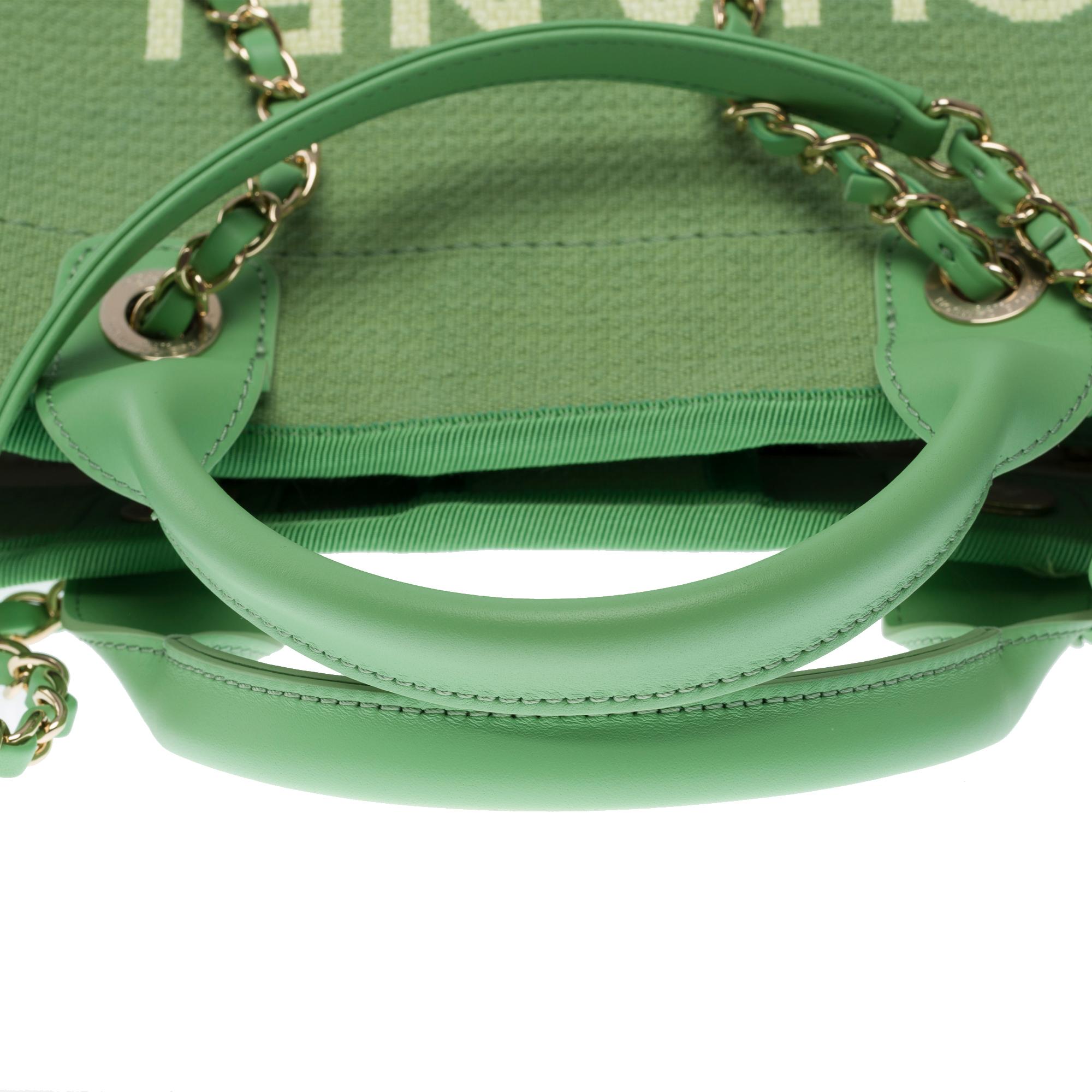 New Amazing limited edition Chanel Deauville Tote bag in Green canvas, SHW For Sale 7