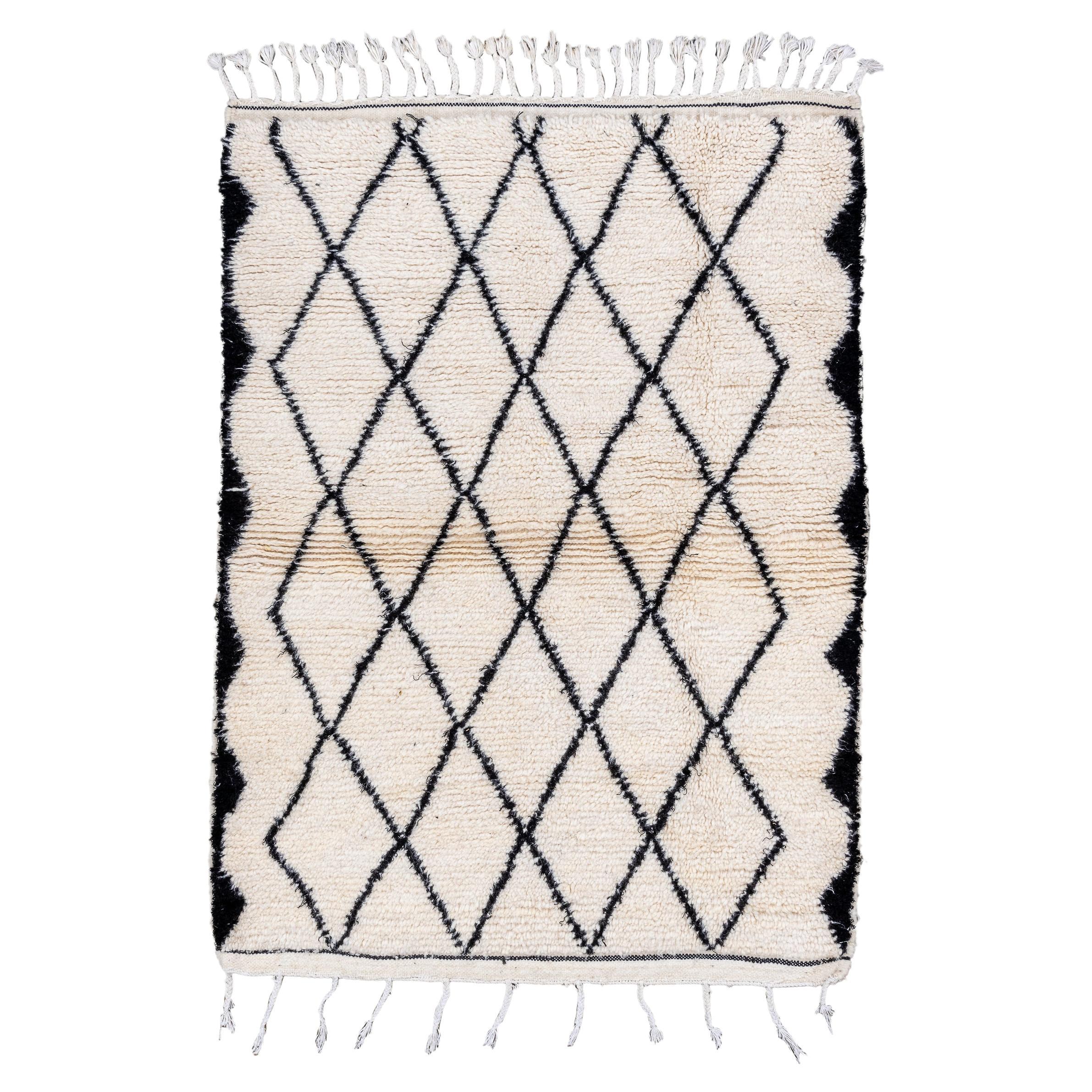 New and Modern Moroccan Design Rug For Sale