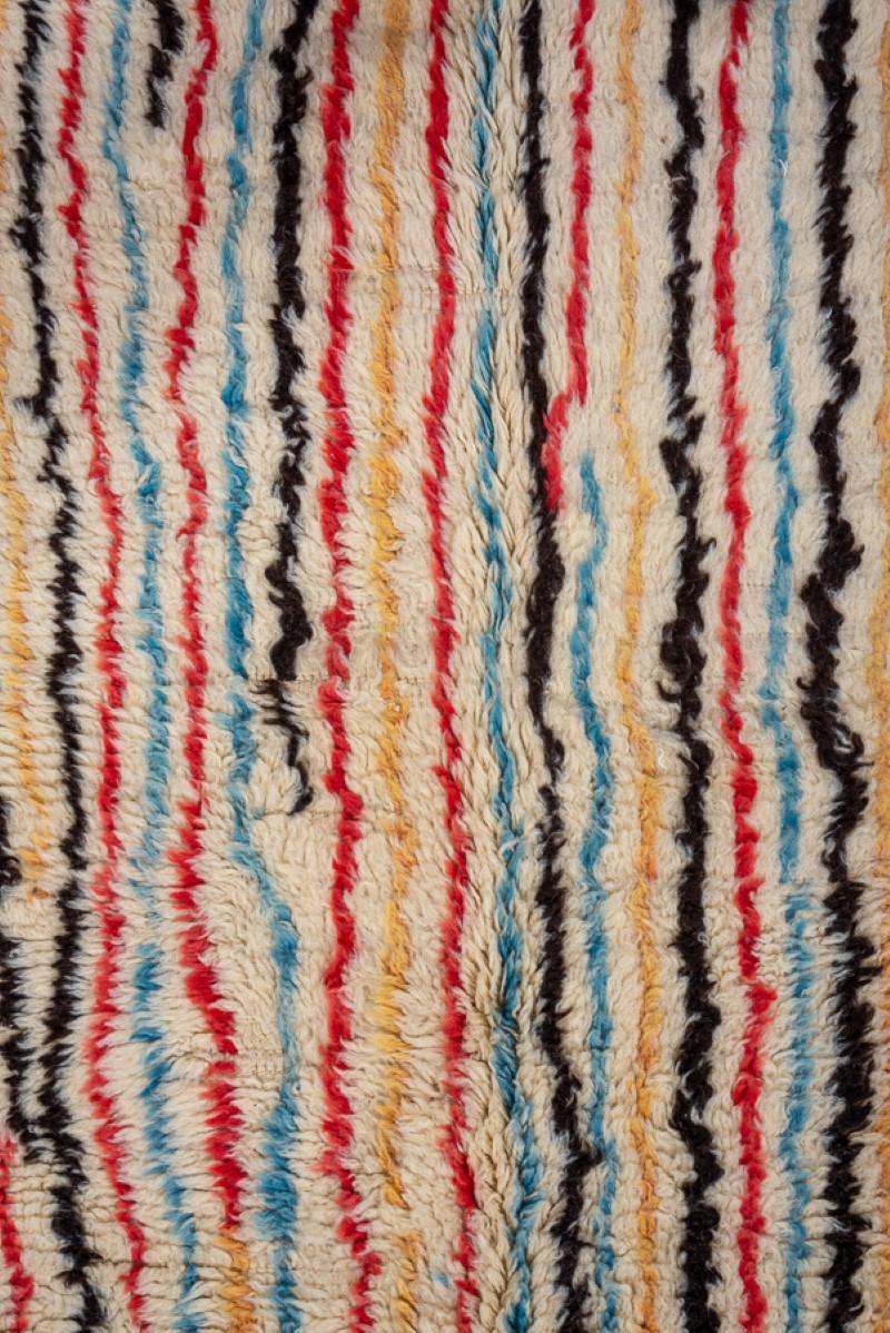 New and Modern Moroccan Design Rug  In New Condition For Sale In New York, NY