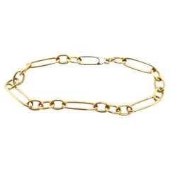 New Antique Style Bracelet with Concealed Clasp in 18ct Yellow Gold