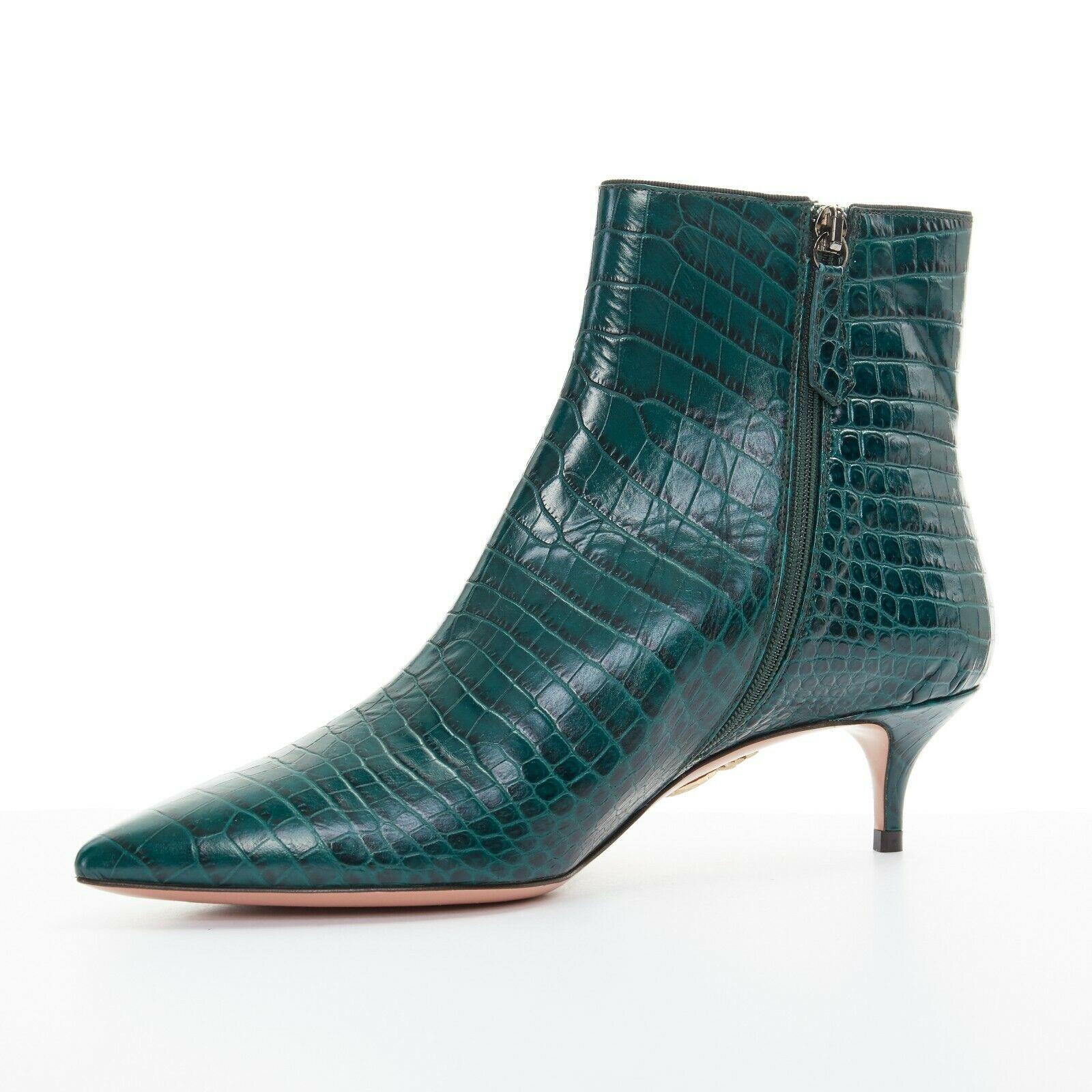 new AQUAZZURA green mock croc stamped leather point toe kitten ankle bootie EU38 In Good Condition In Hong Kong, NT
