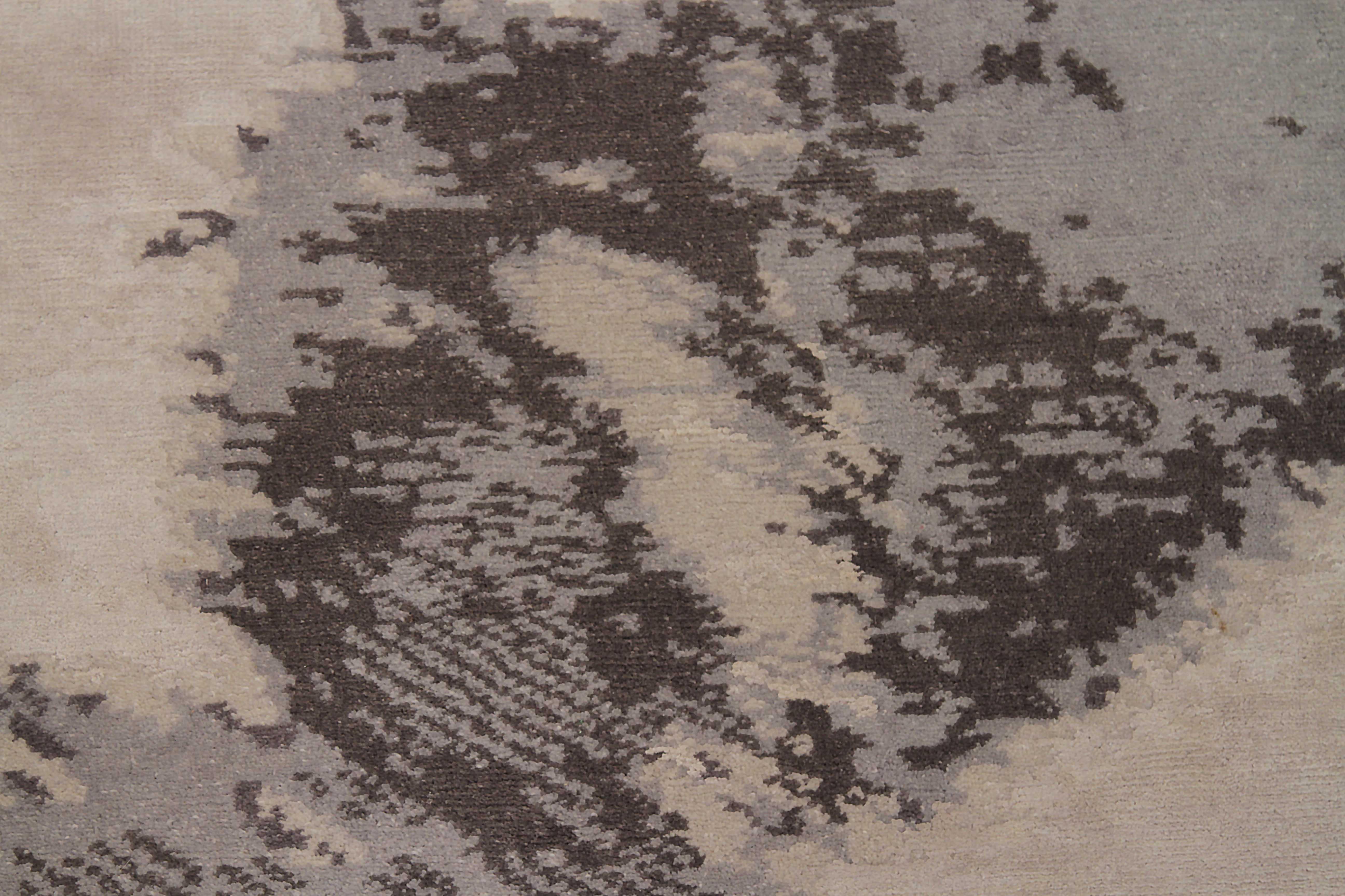 Indian New Area Rug Modern Style ‘Nuba’ by Shane Friesenhan For Sale