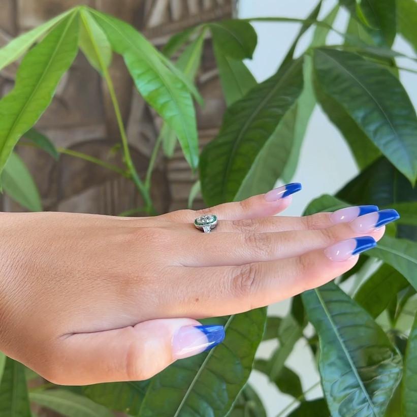 Women's or Men's Art Deco Inspired 1.29 Carats Old Mine Cut Diamond Emerald Platinum Ring