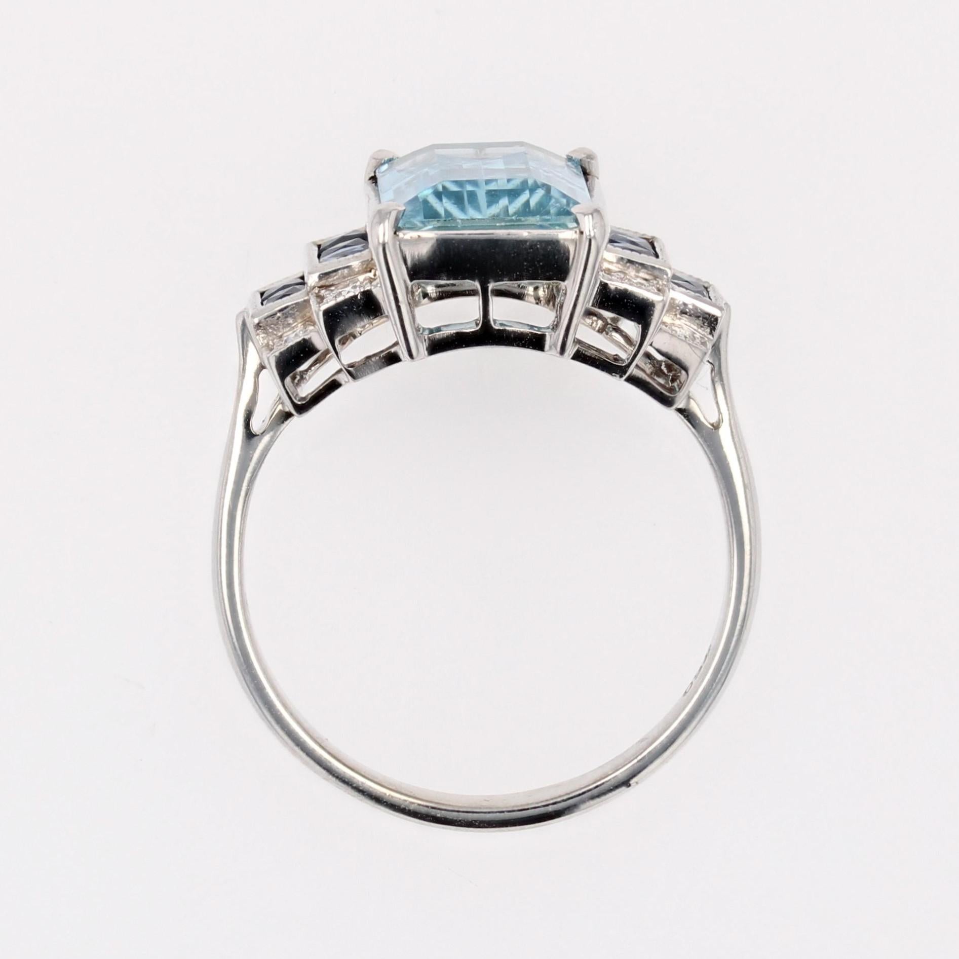 Nuovo anello a scalare in oro bianco 18 carati in stile Art Deco con zaffiri e acquamarine in vendita 9