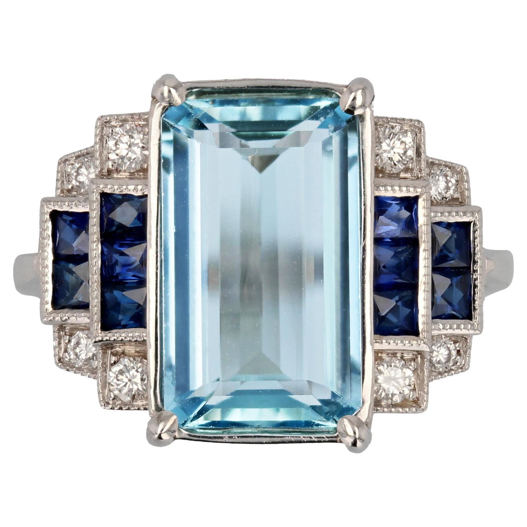 Nuovo anello a scalare in oro bianco 18 carati in stile Art Deco con zaffiri e acquamarine