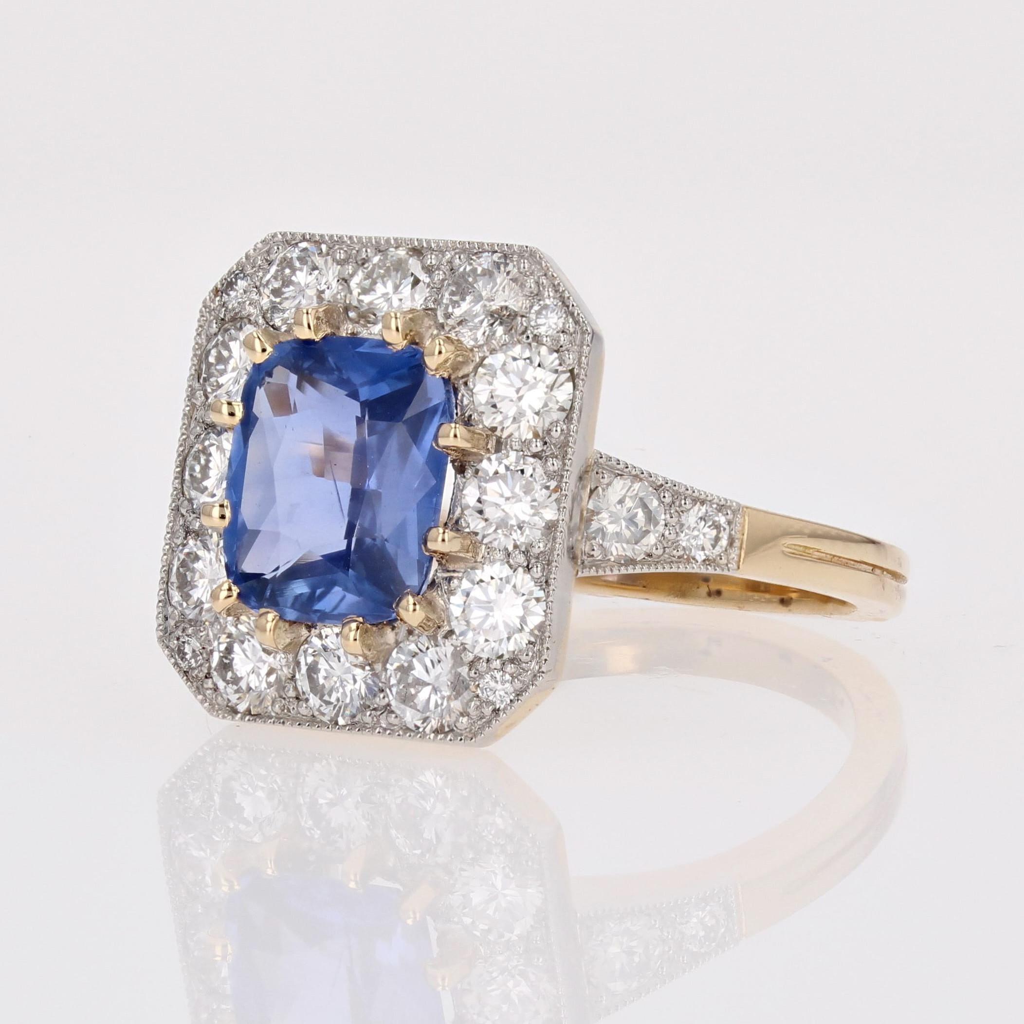 New Art Deco Style Blue Sapphire Diamonds 18 Karat Yellow Gold Platinum Ring For Sale 1