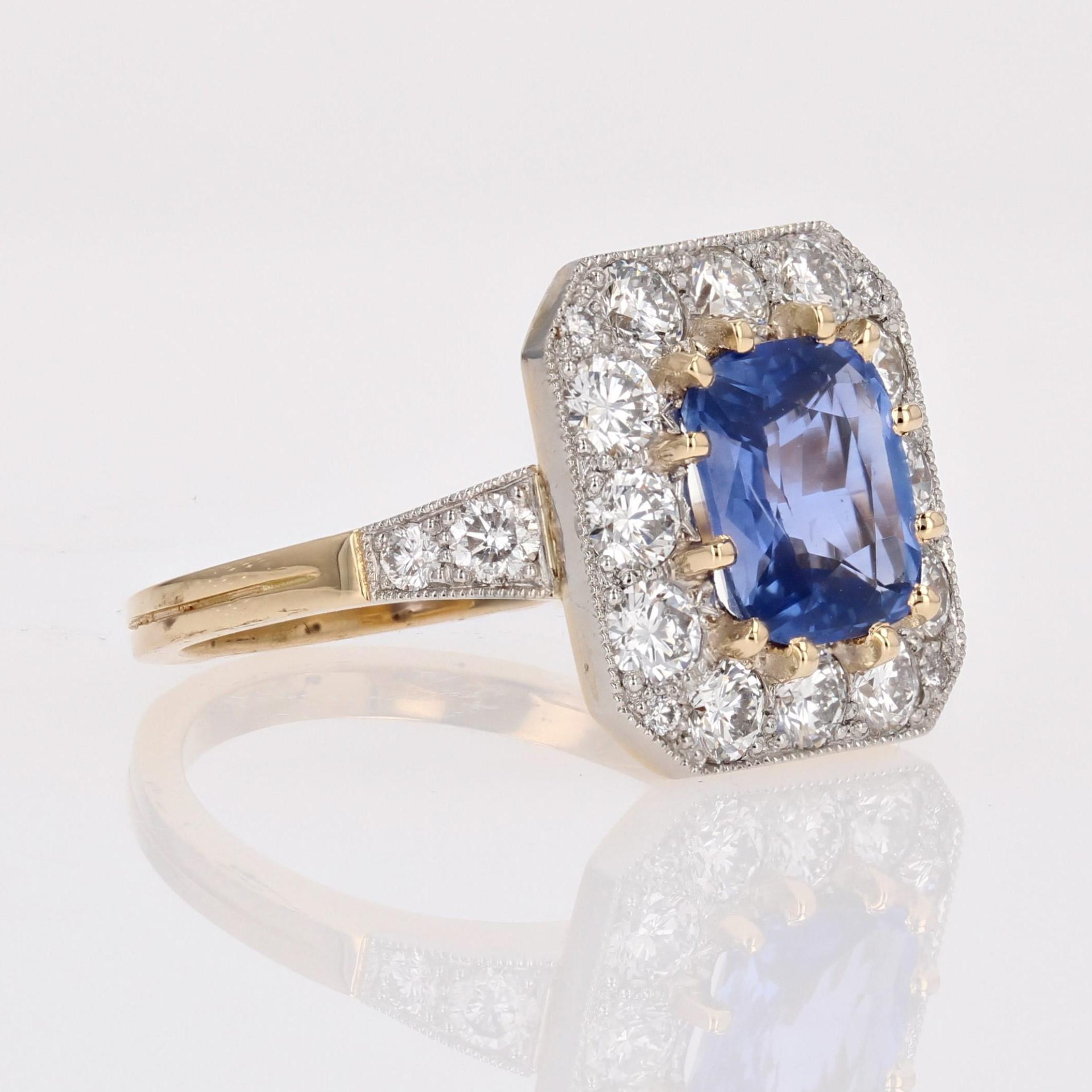 New Art Deco Style Blue Sapphire Diamonds 18 Karat Yellow Gold Platinum Ring For Sale 3