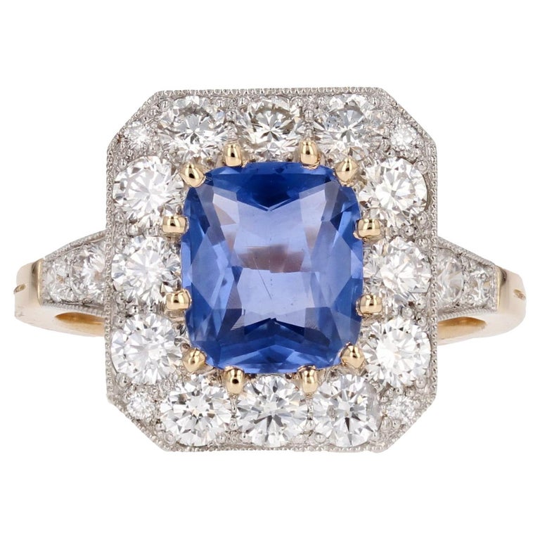 New Art Deco Style Blue Sapphire Diamonds 18 Karat Yellow Gold Platinum