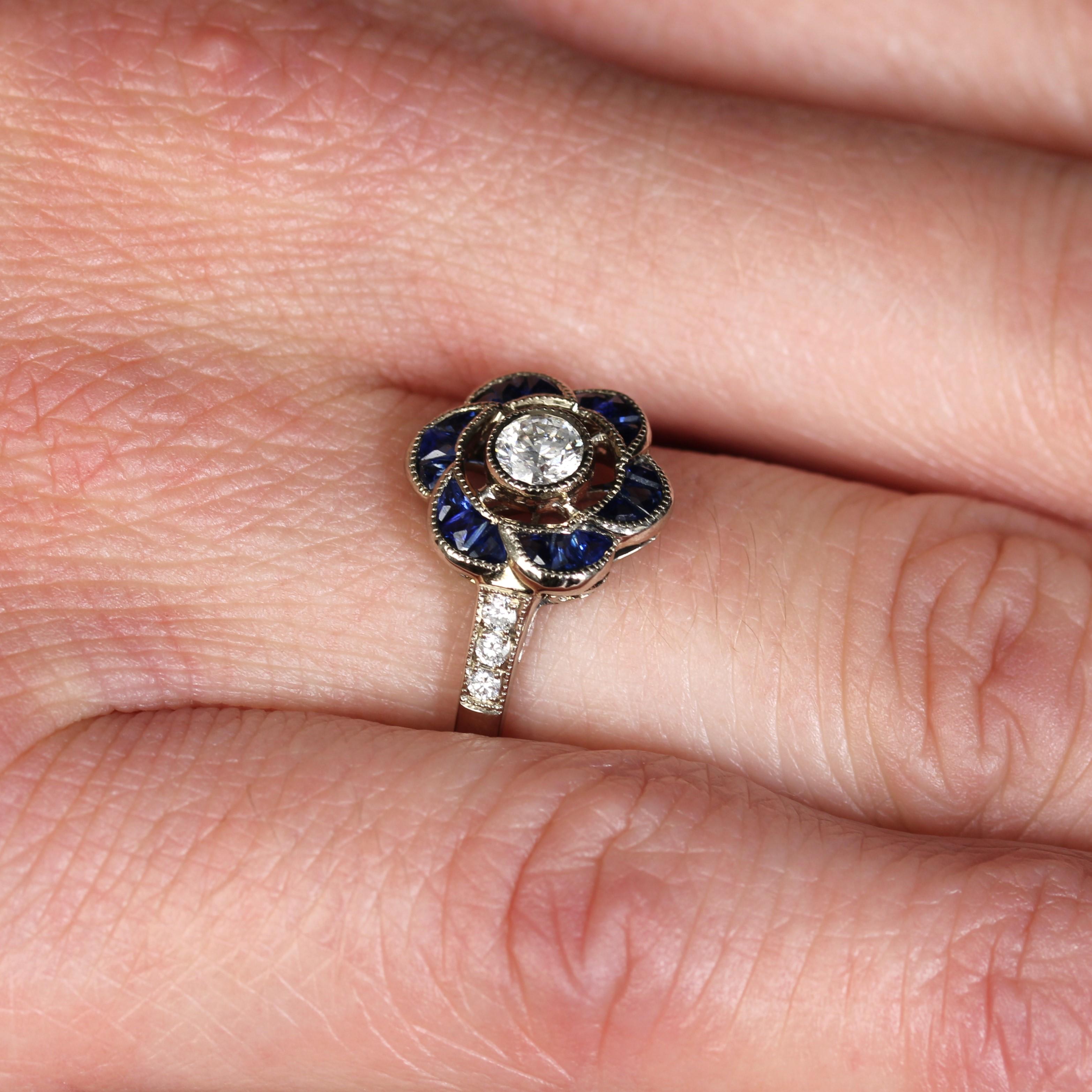 New Art Deco Style Calibrated Sapphires Diamonds 18 K White Gold Flower Ring For Sale 7