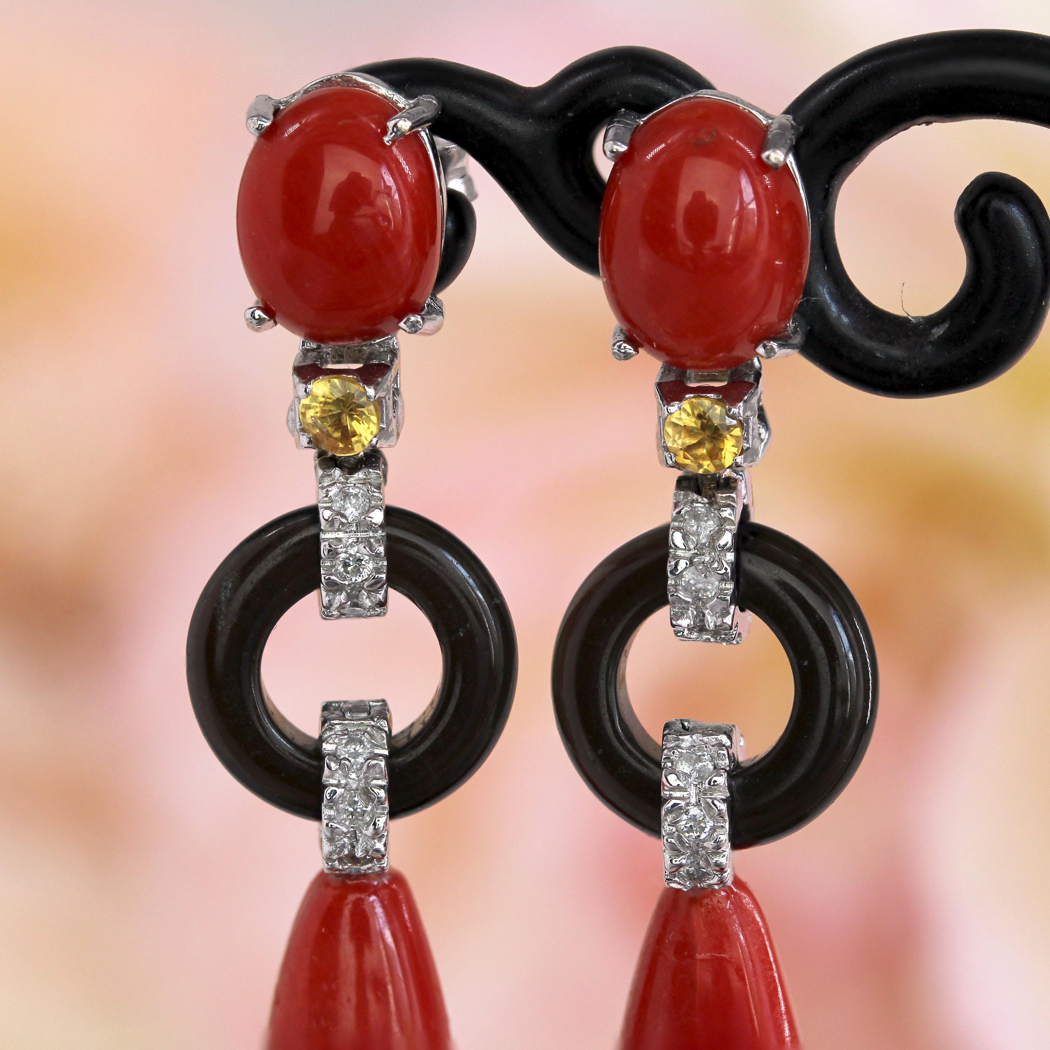 Nuevos Pendientes Colgantes de Oro Blanco de 18 K Estilo Art Decó Coral Ónice Diamantes en venta 4
