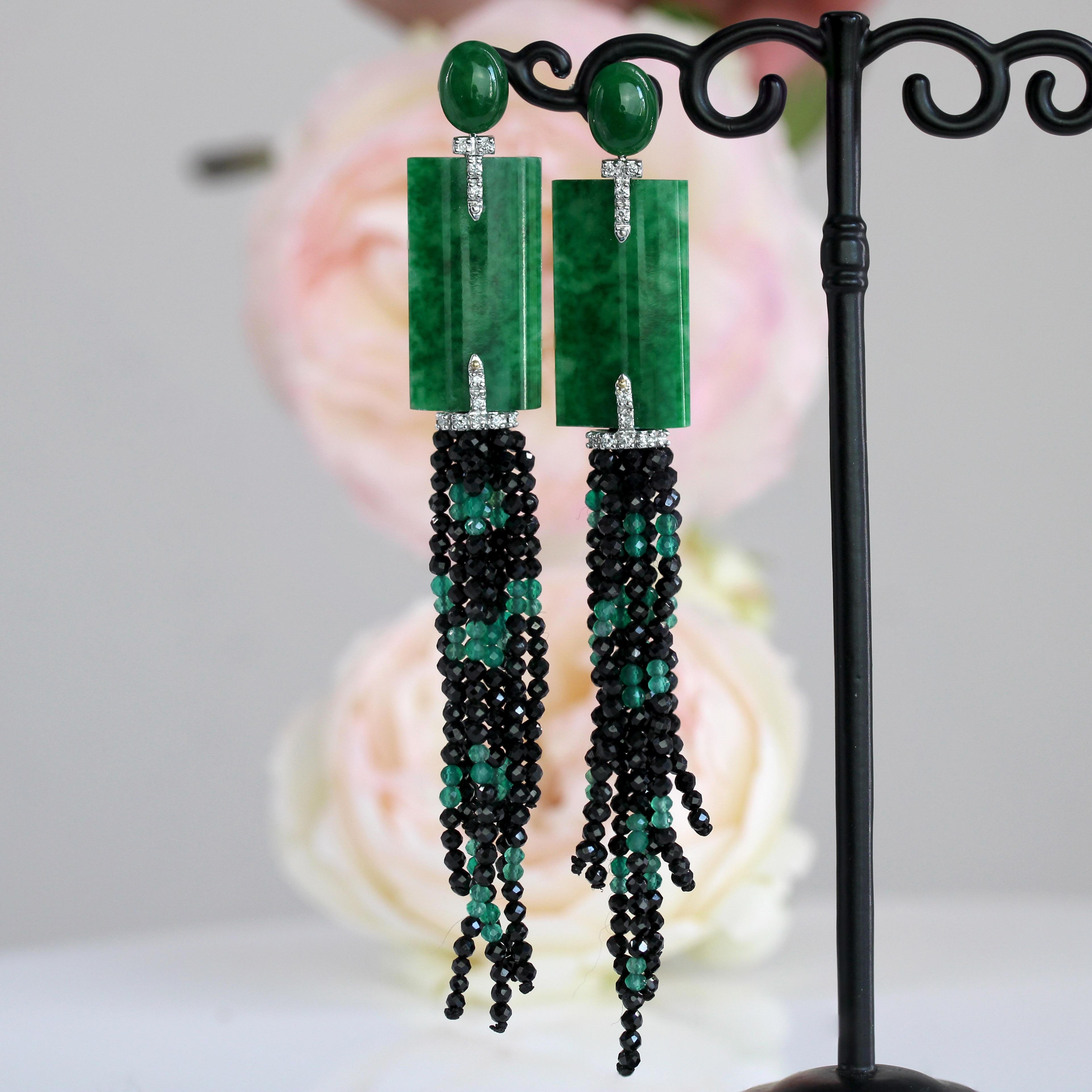 Art Déco Nuovi orecchini pendenti in stile Art Deco con diamante, spinello nero e smeraldo di giada in vendita