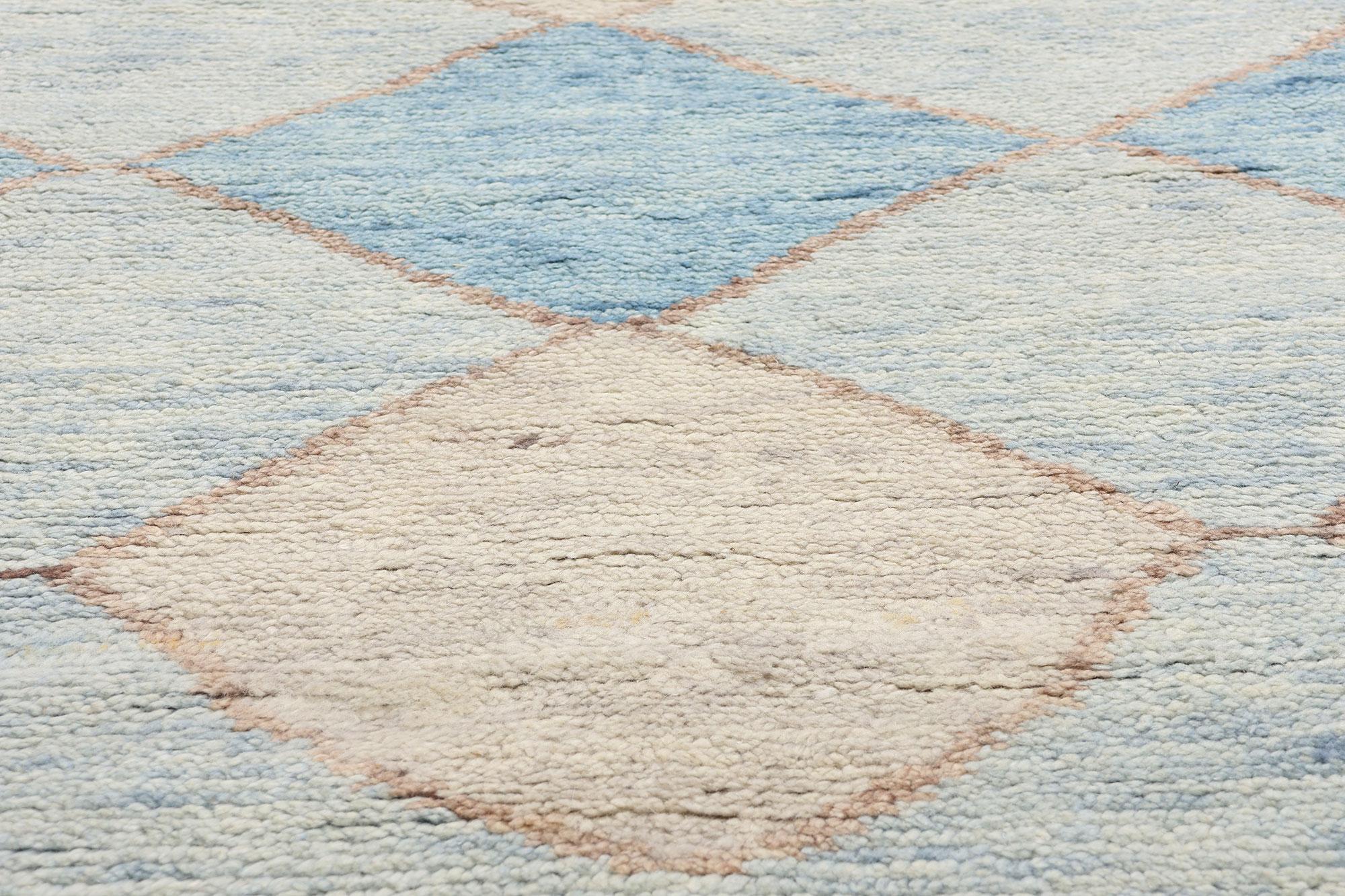 Marokkanischer Azurblauer Azure Mirage-Diamant-Teppich, 08'03 x 10'05, neu (Handgeknüpft) im Angebot