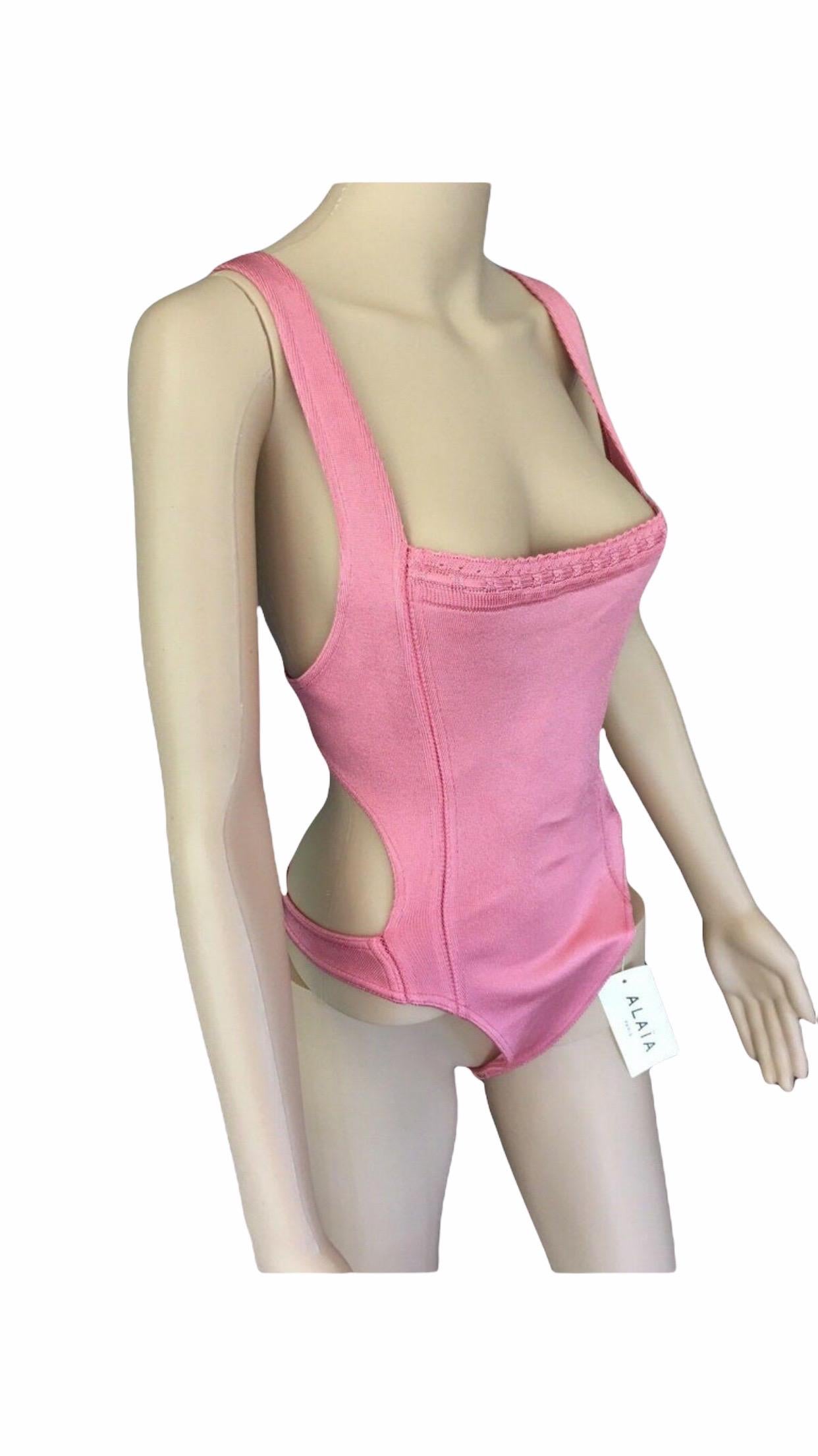 New Azzedine Alaia Sexy Vintage Bodysuit

Pink Alaïa knit bodysuit with square neck, clasp closure at inseam and hook-and-eye closure at open back.

All Eyes on Alaïa

For the last half-century, the world’s most fashionable and adventuresome women