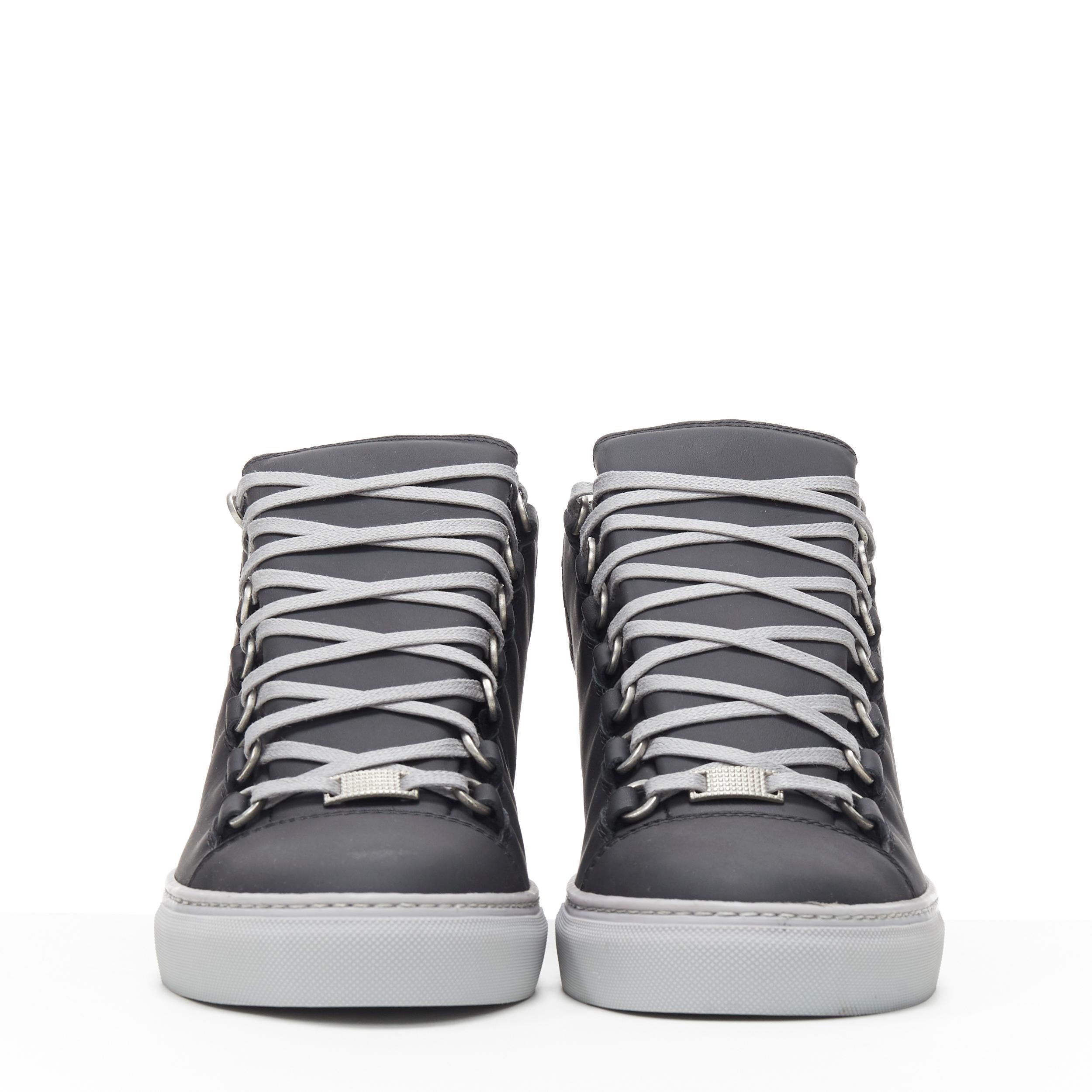 nouveau BALENCIAGA Arena Noir Gris baskets haut de gamme EU41 US8 341760 WAWK0 1000 Neuf à Hong Kong, NT