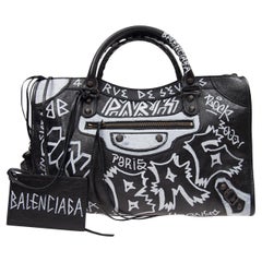 NEU Balenciaga Schwarz Agneau Graffiti All Over Leder Crossbody Umhängetasche