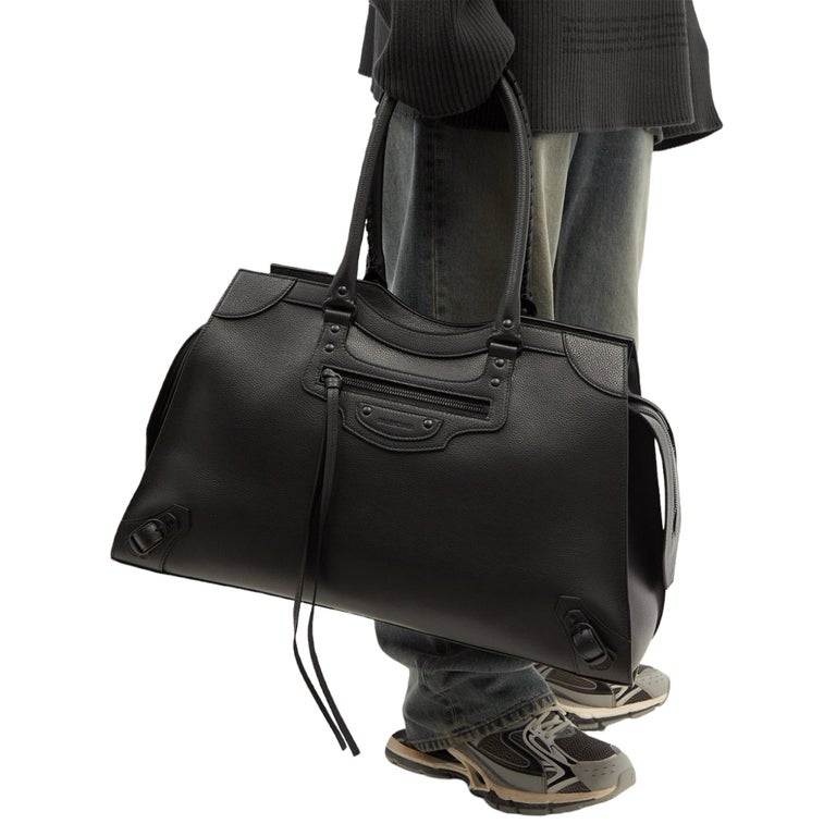 Balenciaga - Grand sac à bandoulière en cuir noir « Neo Classic City »,  état neuf En vente sur 1stDibs