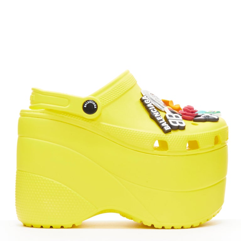 new BALENCIAGA CROCS 2018 Runway yellow logo gibbet platform sandals EU36 at | big yellow crocs, crocs balenciaga, crocs