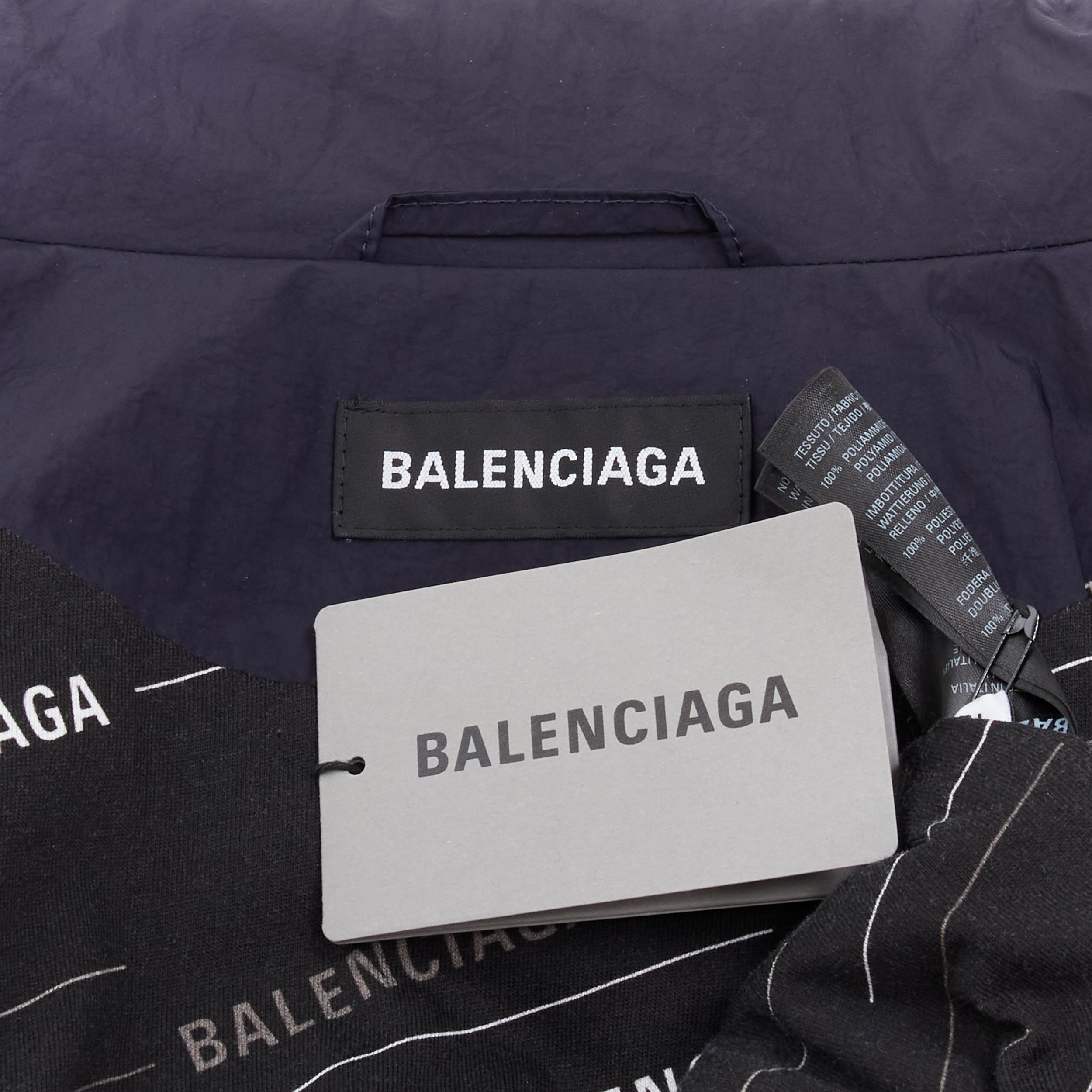 new BALENCIAGA Demna 2018 navy blue padded logo cotton lined puffer coat IT46 XS For Sale 4