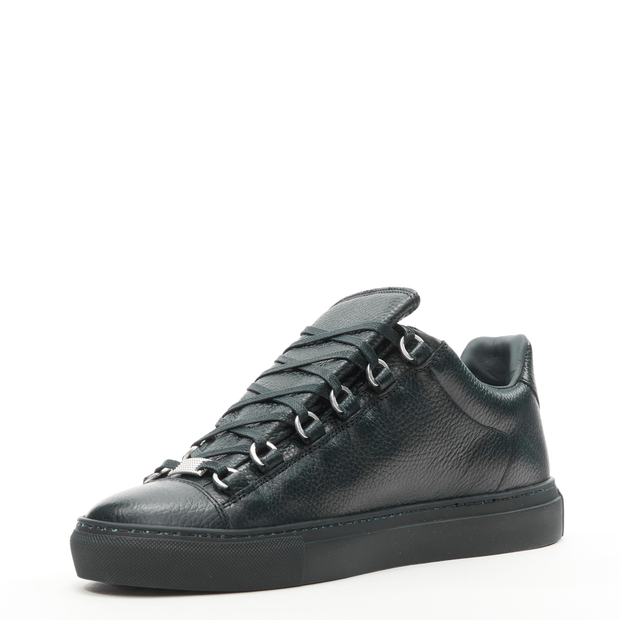 new BALENCIAGA DEMNA Arena black noir grained leather low top sneakers EU42 US9 In New Condition In Hong Kong, NT