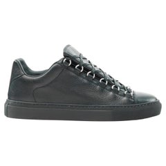 new BALENCIAGA DEMNA Arena black noir grained leather low top sneakers EU42 US9
