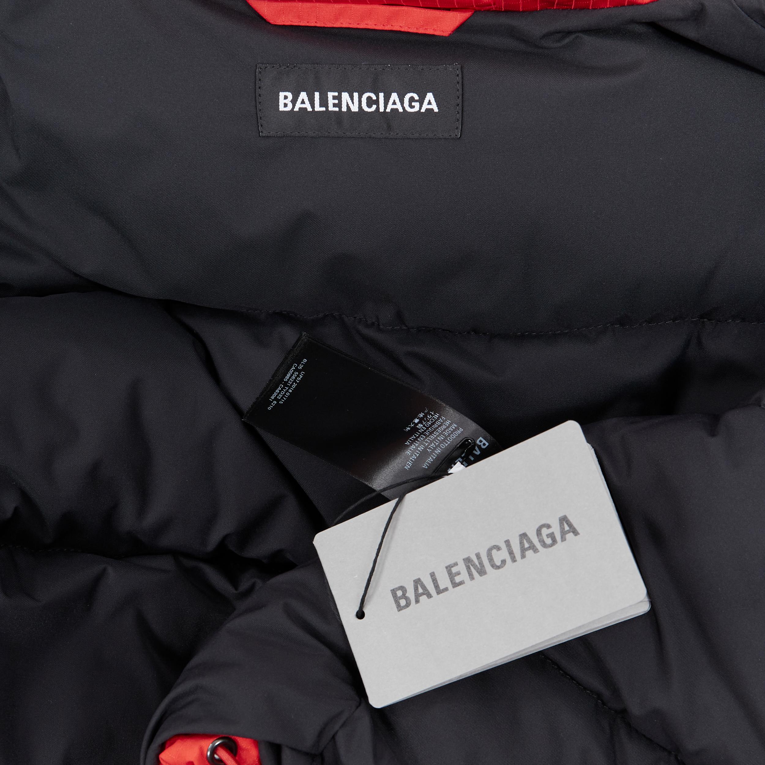 new BALENCIAGA DEMNA red grid nylon logo cropped zip down puffer jacket EU50 L 3