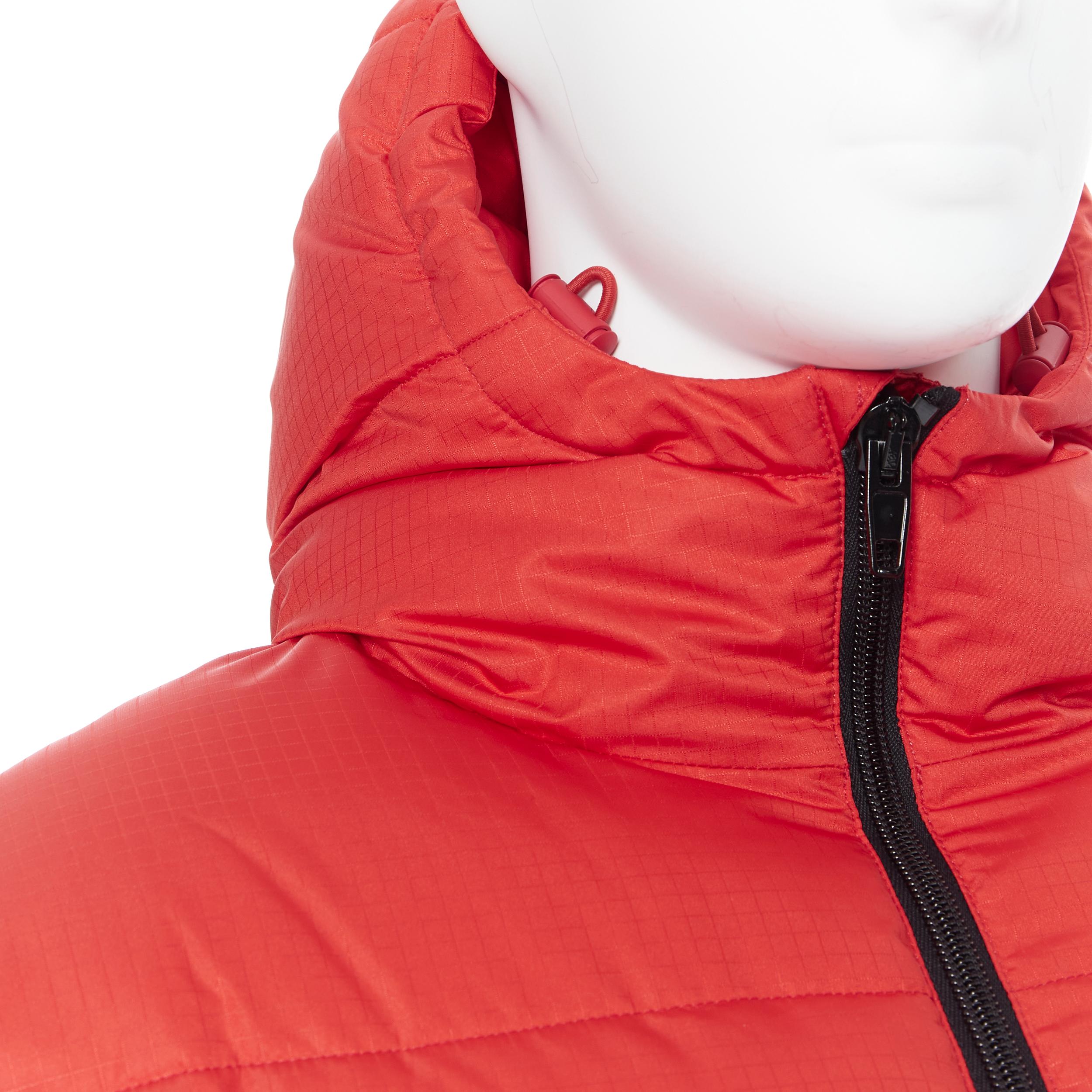 new BALENCIAGA DEMNA red grid nylon logo cropped zip down puffer jacket EU50 L 1