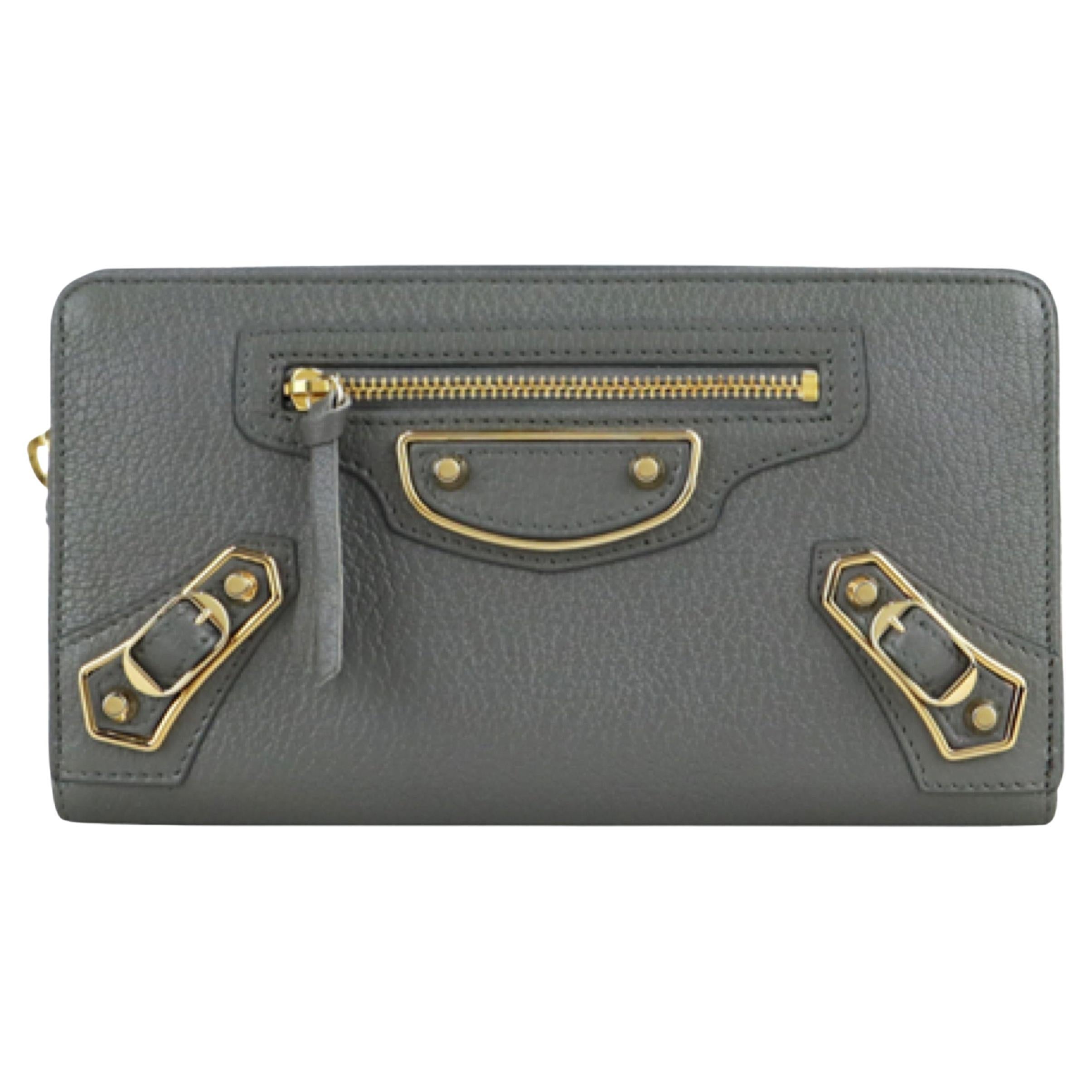 NEW Balenciaga Grey Agneau Classic Leather Zip Around Wallet Clutch Bag For  Sale at 1stDibs