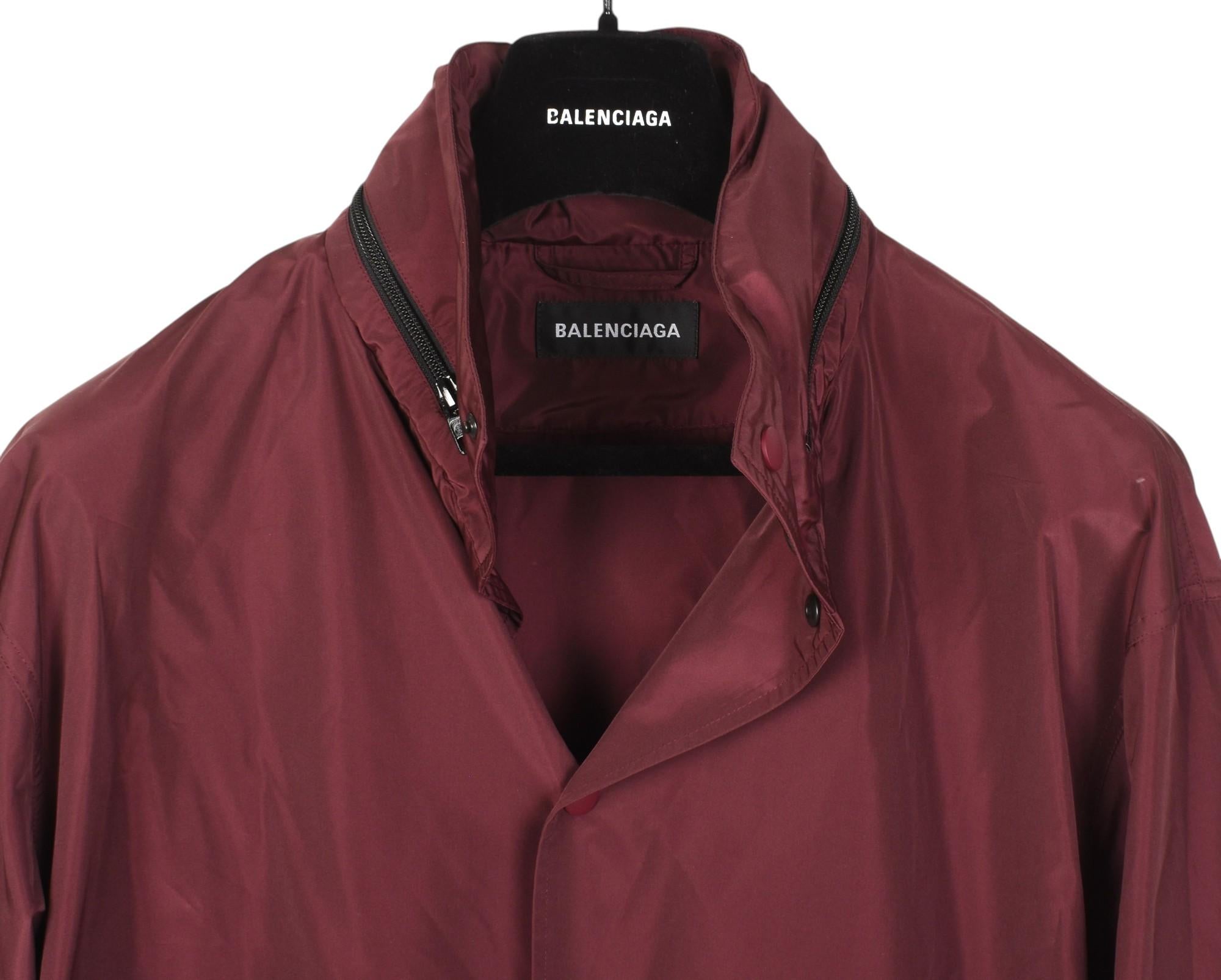 Check my other listings. Have many more designer clothes for sale. Open to any offers.
Item for sale is 100% genuine Balenciaga Light Wind Jacket, S1430, VITR4, 596g
Color: burgundy
(An actual color may a bit vary due to individual computer screen